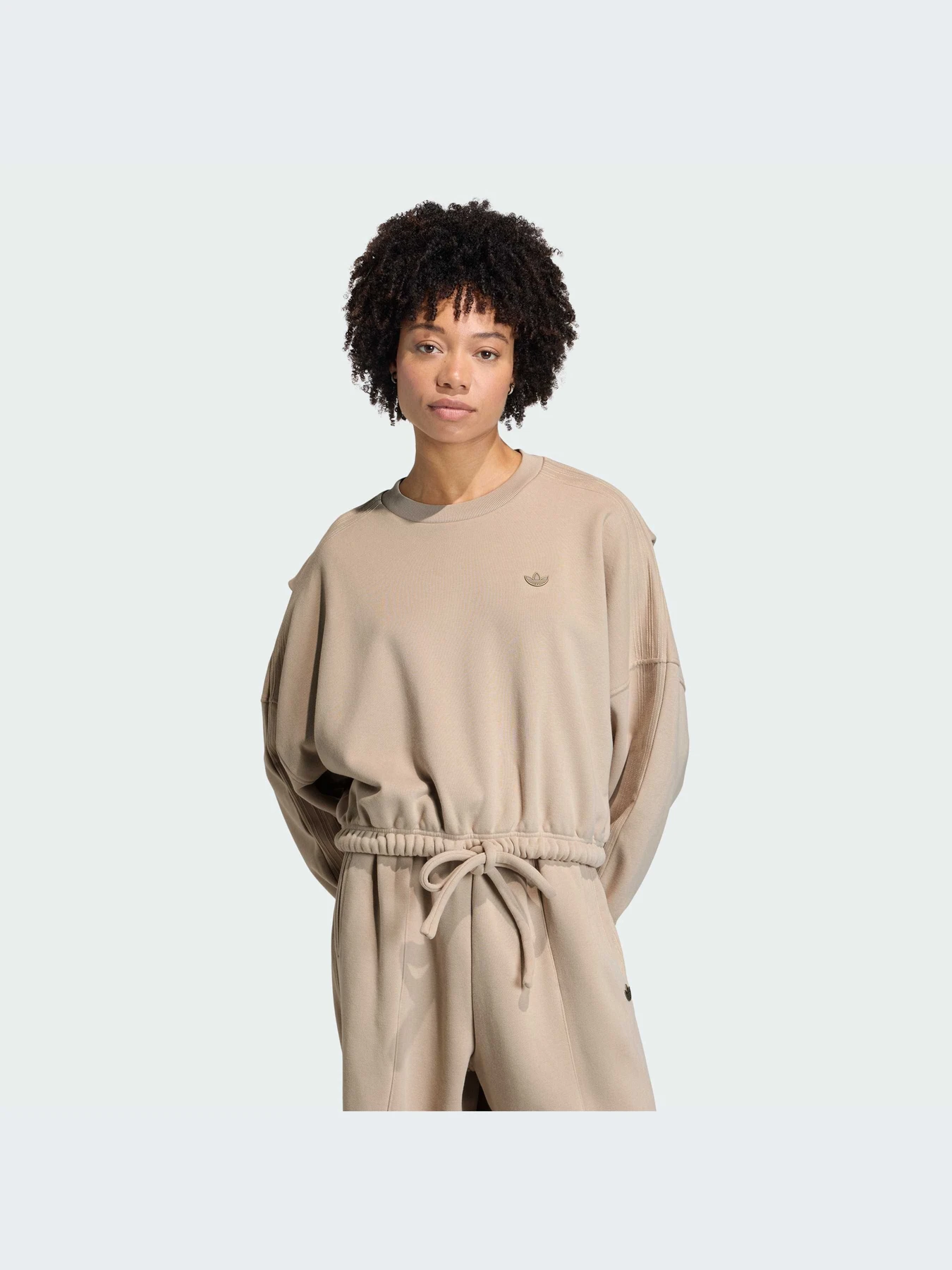 Худи и свитшоты Adidas модель KC8866-KZ Худи и свитшоты Adidas модель KC8866-KZ Фото