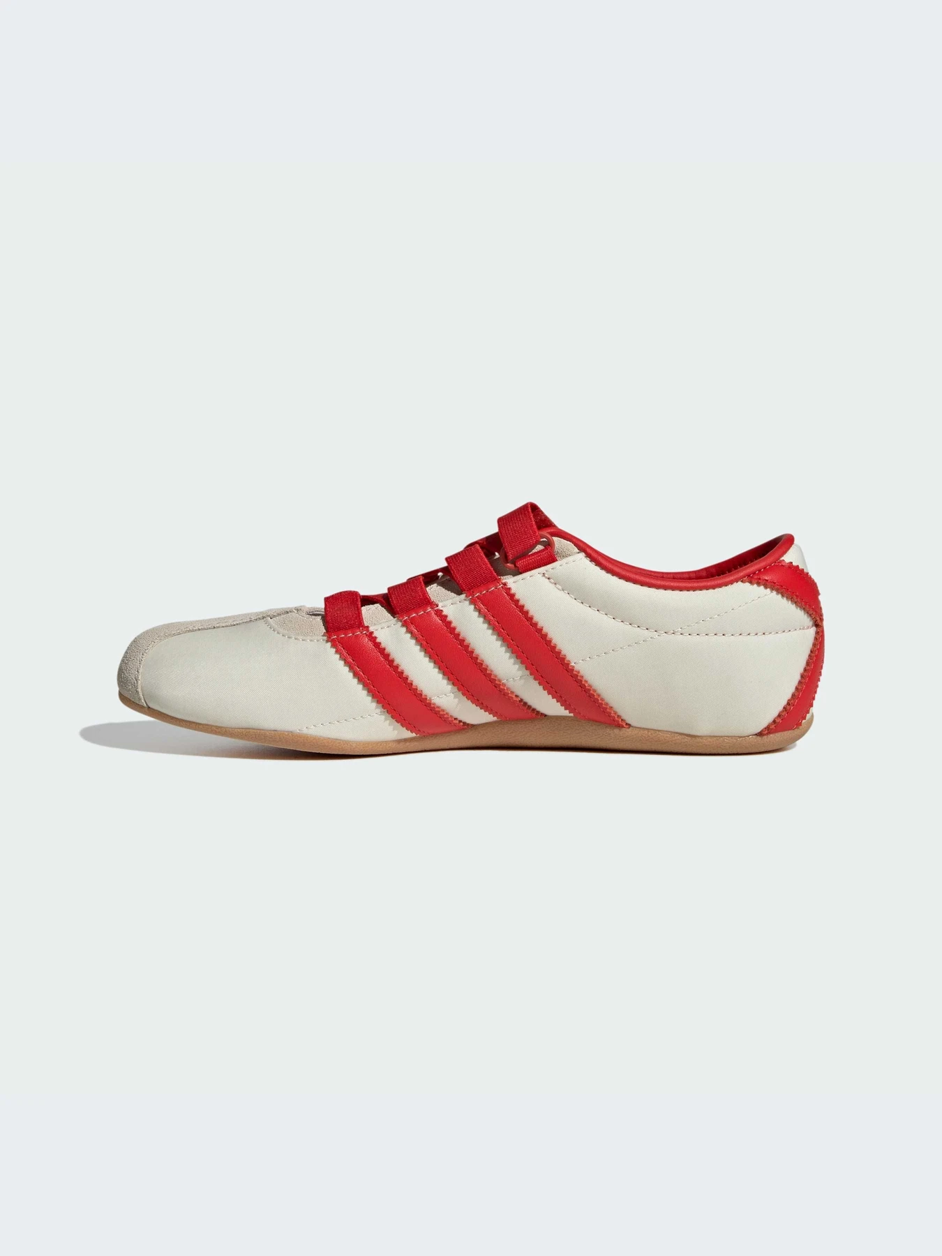 Кроссовки Adidas модель IH3999-KZ Кроссовки Adidas модель IH3999-KZ Фото