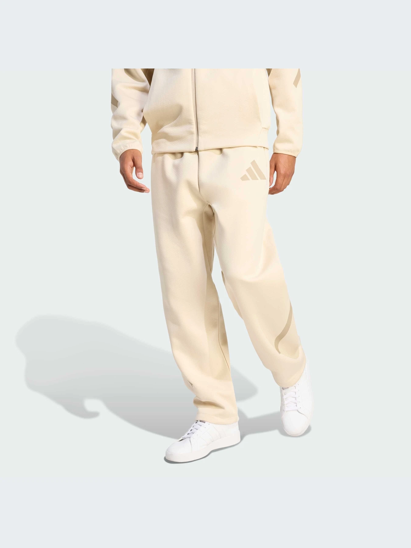 Брюки Adidas ZNE модель KE4709-KZ Брюки Adidas ZNE модель KE4709-KZ Фото