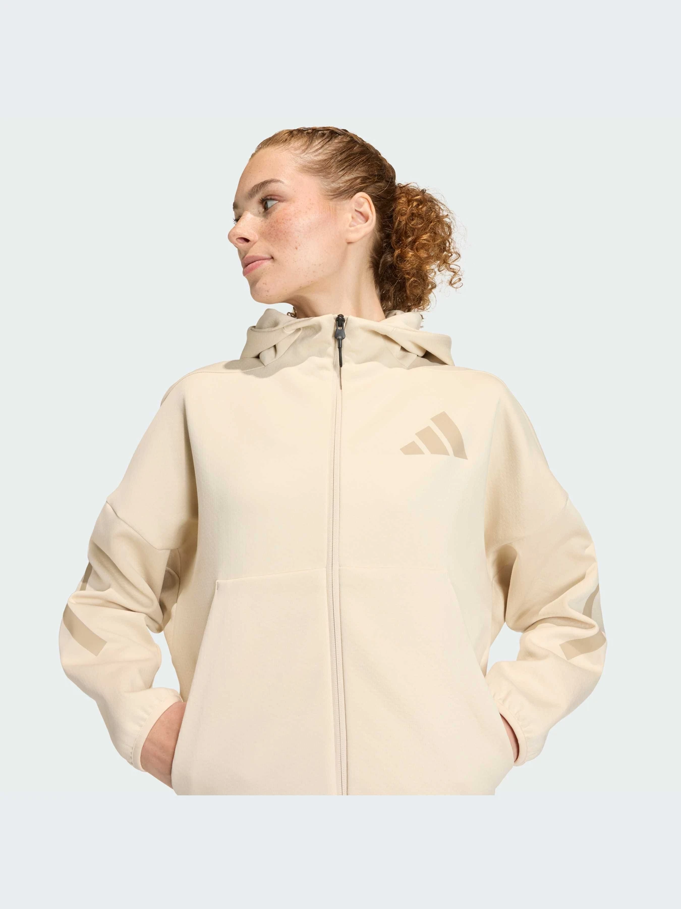 Худи и свитшоты Adidas ZNE модель KE4746-KZ Худи и свитшоты Adidas ZNE модель KE4746-KZ Фото