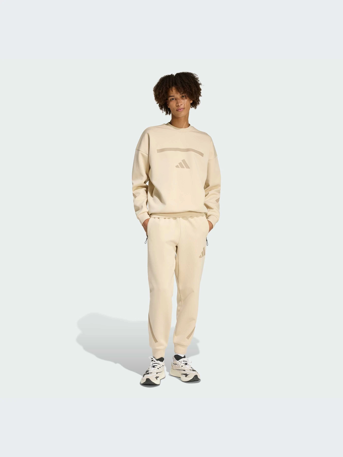Брюки Adidas ZNE модель KE4684-KZ Брюки Adidas ZNE модель KE4684-KZ Фото