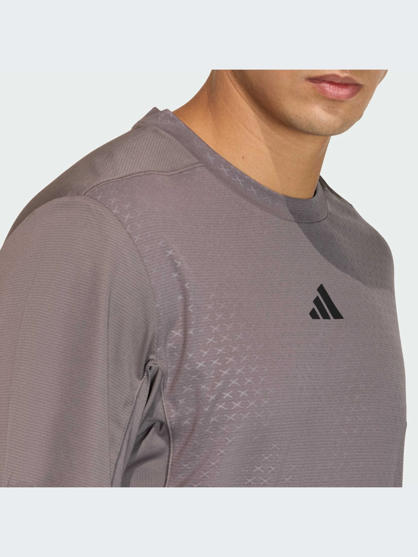 Футболки и поло Adidas модель KE9936-KZ Футболки и поло Adidas модель KE9936-KZ Фото