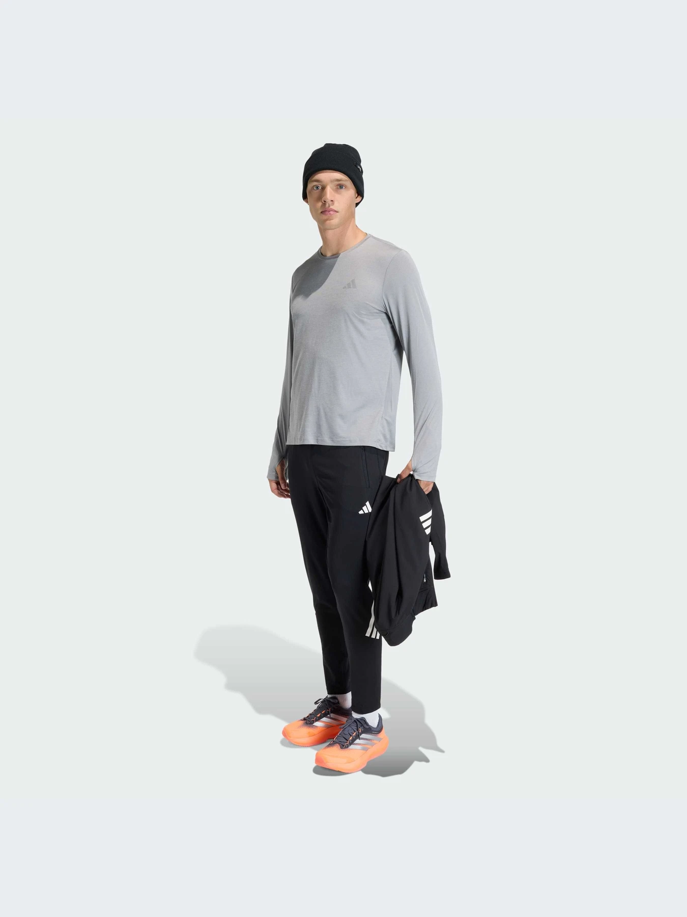 Худи и свитшоты Adidas модель KE8420-KZ Худи и свитшоты Adidas модель KE8420-KZ Фото