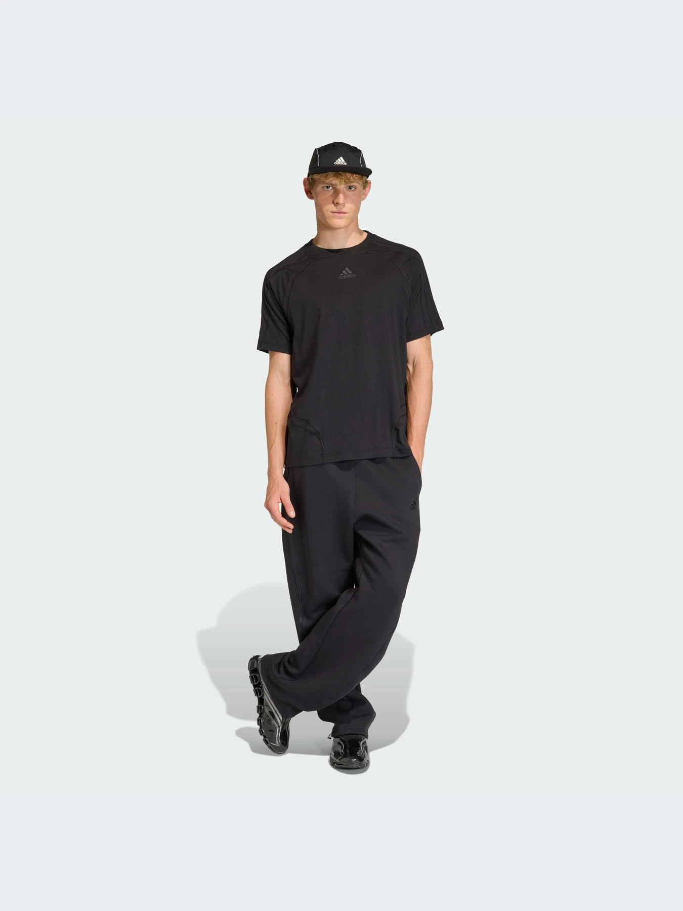 Брюки Adidas модель KE0720-KZ Брюки Adidas модель KE0720-KZ Фото