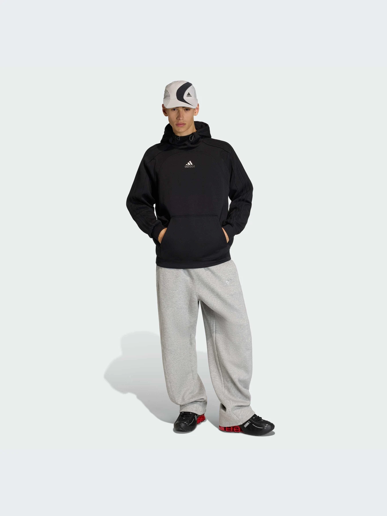Худи и свитшоты Adidas модель KE0710-KZ Худи и свитшоты Adidas модель KE0710-KZ Фото