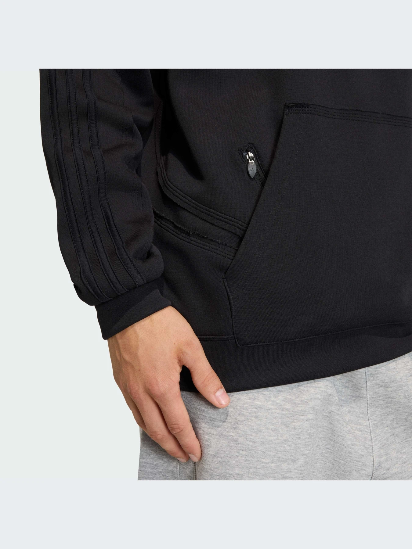 Худи и свитшоты Adidas модель KE0710-KZ Худи и свитшоты Adidas модель KE0710-KZ Фото