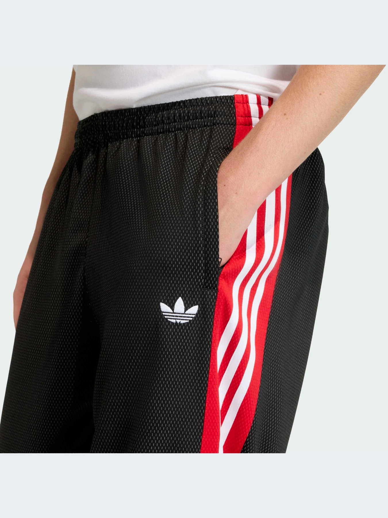 Брюки Adidas модель KE0117-KZ Брюки Adidas модель KE0117-KZ Фото