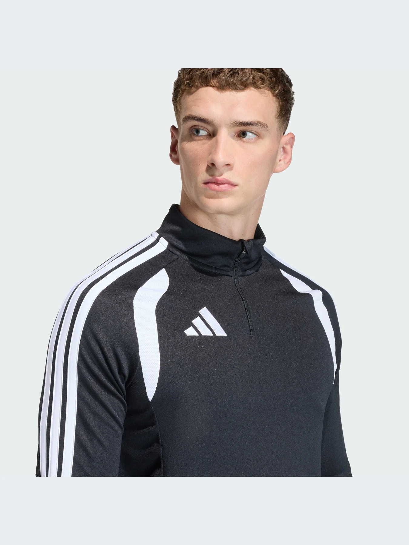 Худи и свитшоты Adidas Tiro модель JY9688-KZ Худи и свитшоты Adidas Tiro модель JY9688-KZ Фото