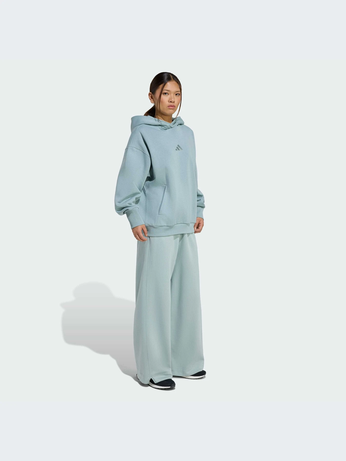 Худи и свитшоты Adidas модель JY7741-KZ Худи и свитшоты Adidas модель JY7741-KZ Фото