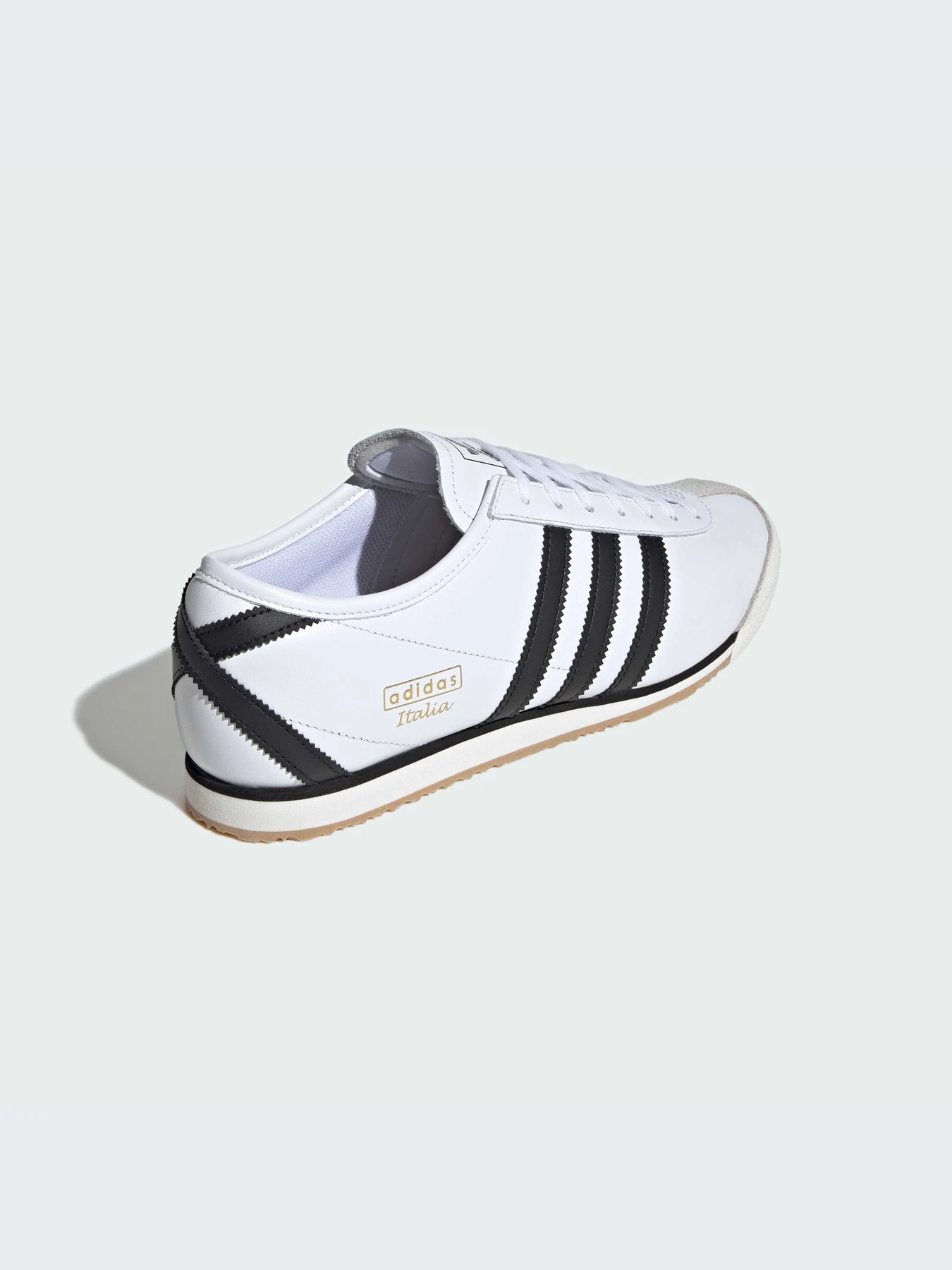 Кроссовки Adidas модель JS1323-KZ Кроссовки Adidas модель JS1323-KZ Фото