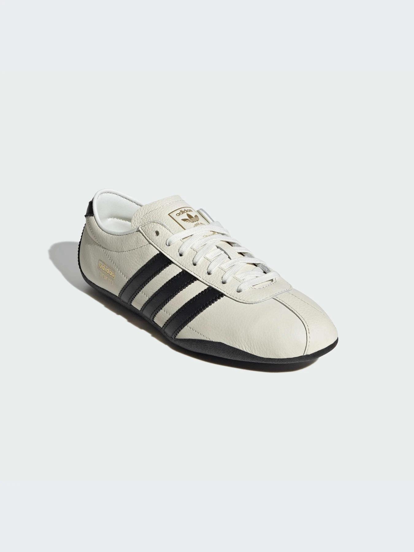 Кроссовки Adidas модель JQ0597-KZ Кроссовки Adidas модель JQ0597-KZ Фото