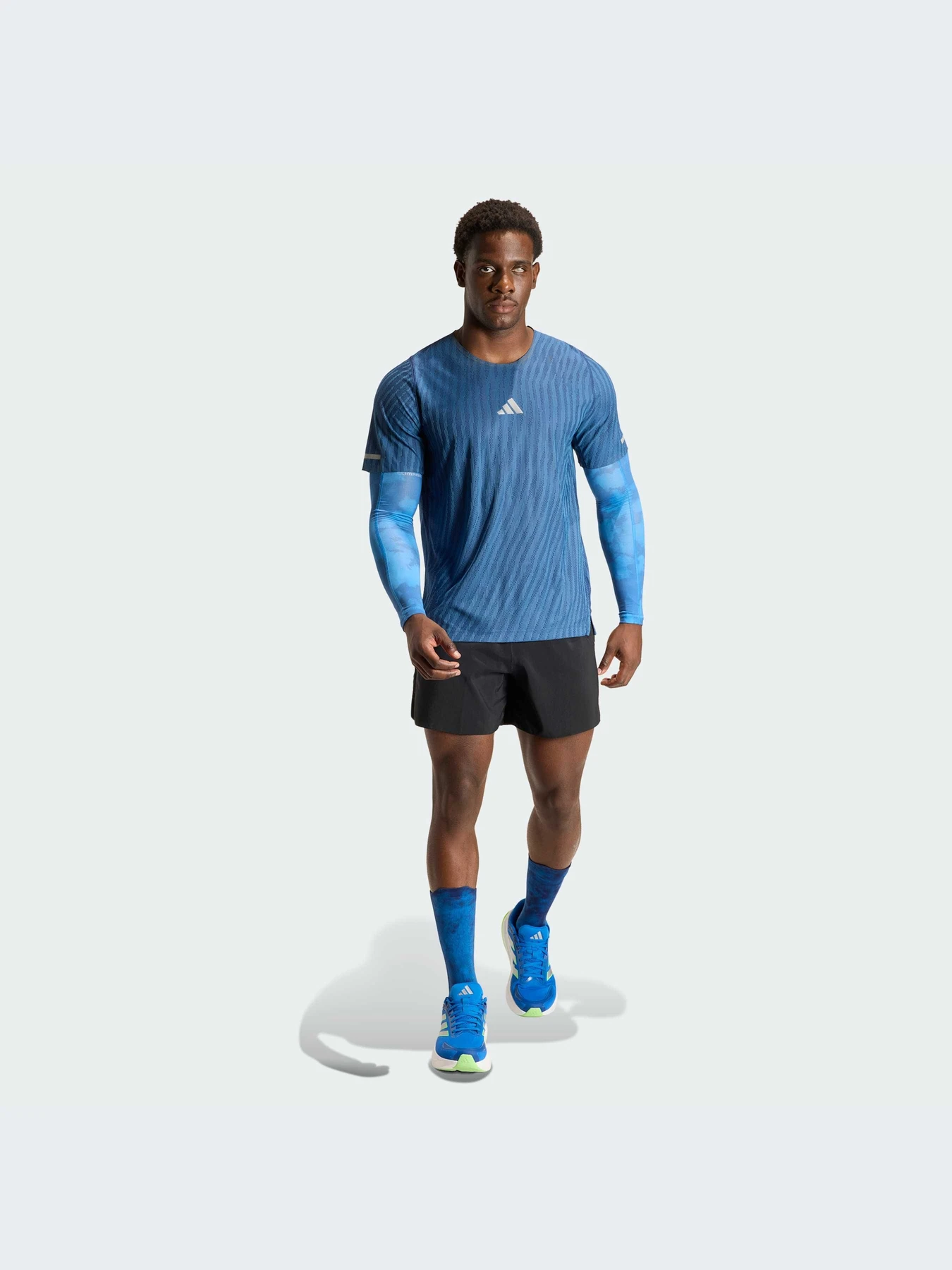 Футболки и поло Adidas модель JY9744-KZ Футболки и поло Adidas модель JY9744-KZ Фото