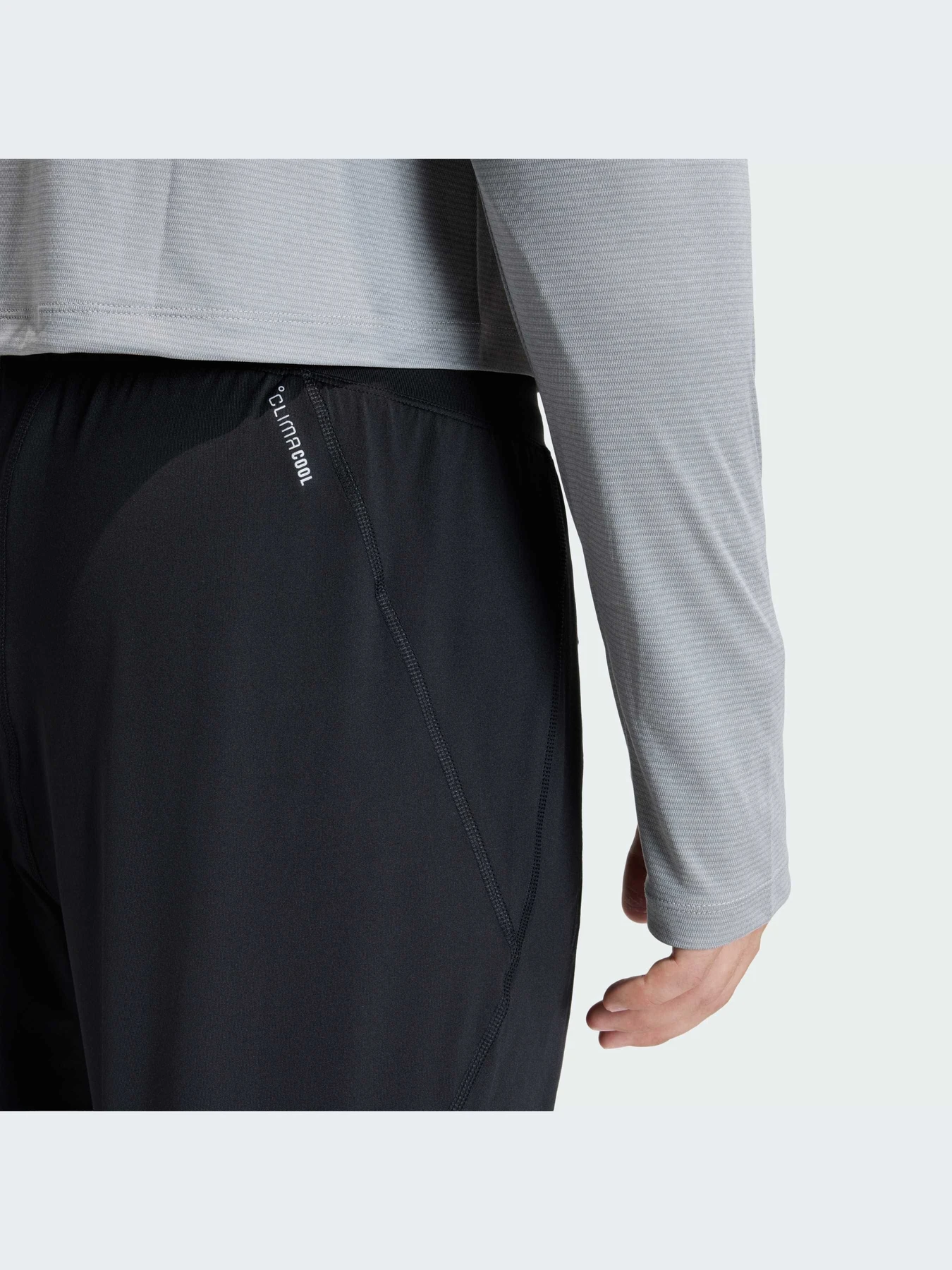 Брюки Adidas модель KE6742-KZ Брюки Adidas модель KE6742-KZ Фото
