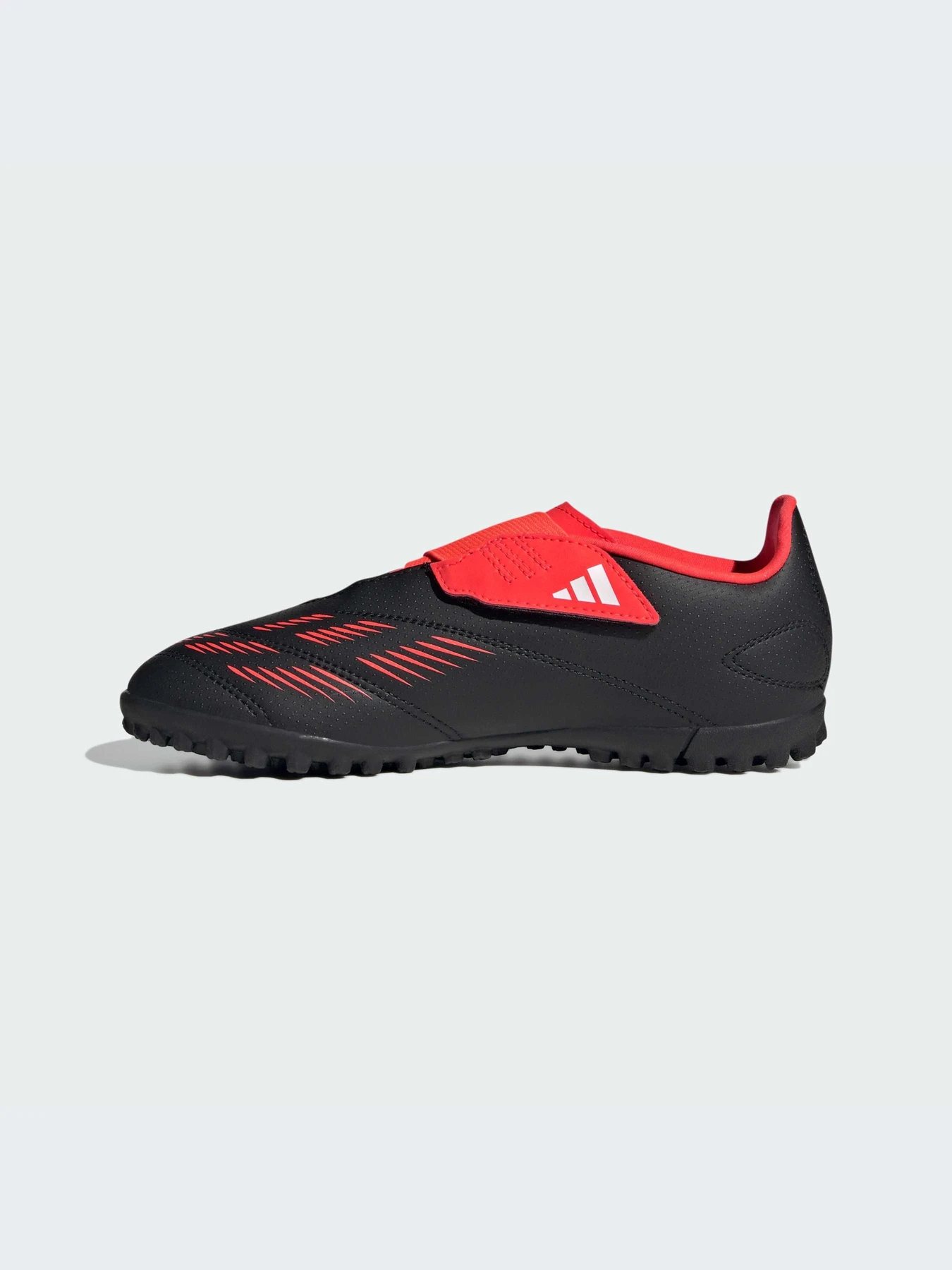 Кроссовки Adidas Predator модель IG5430-KZ Кроссовки Adidas Predator модель IG5430-KZ Фото