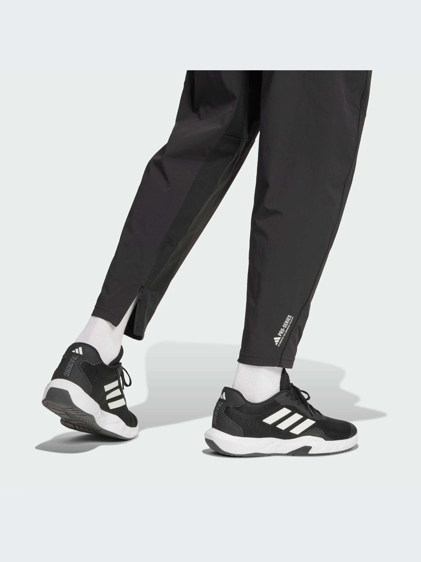 Брюки Adidas модель JI8224-KZ Брюки Adidas модель JI8224-KZ Фото