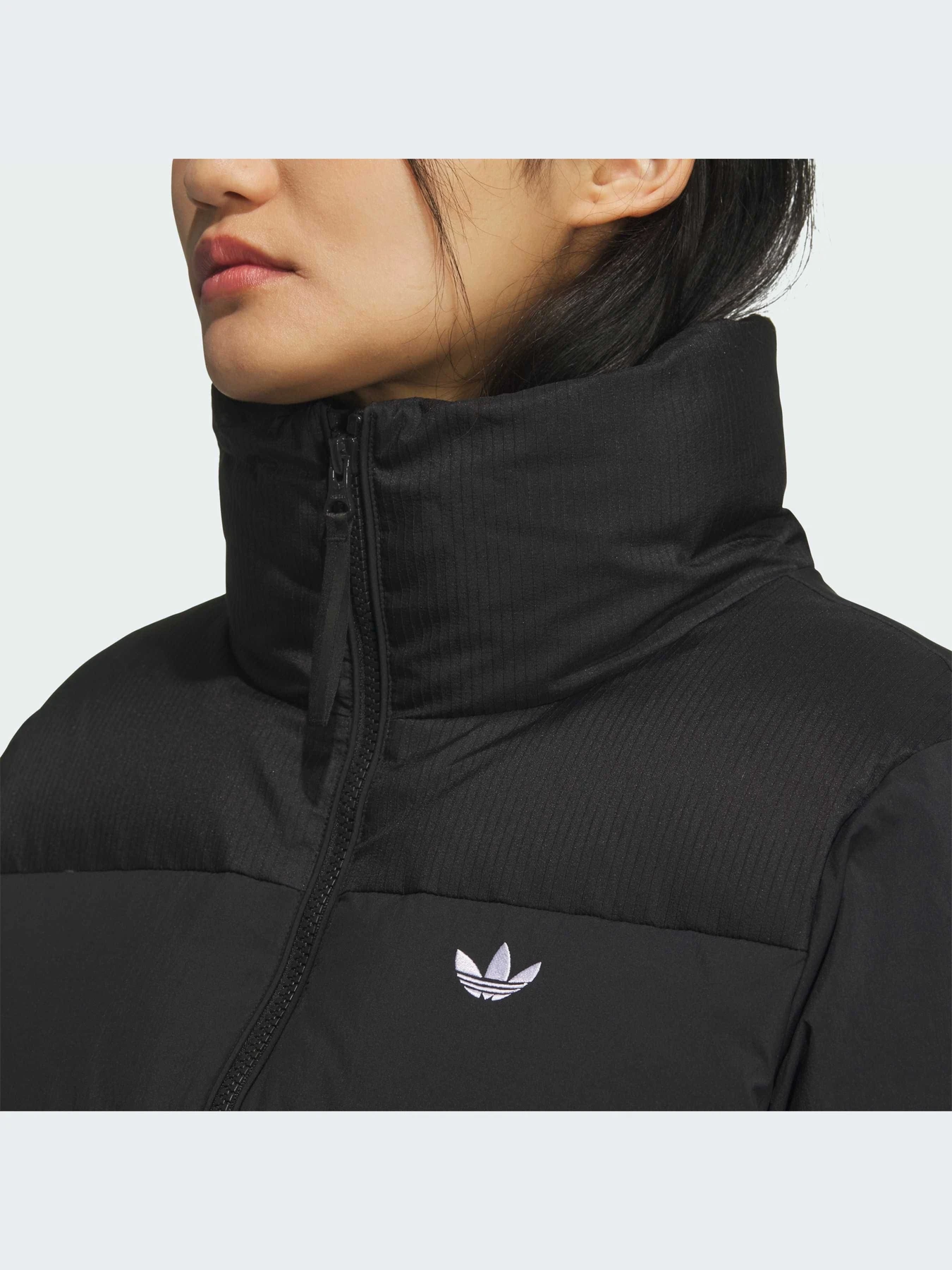 Куртки и дубленки Adidas модель KC2659-KZ Куртки и дубленки Adidas модель KC2659-KZ Фото