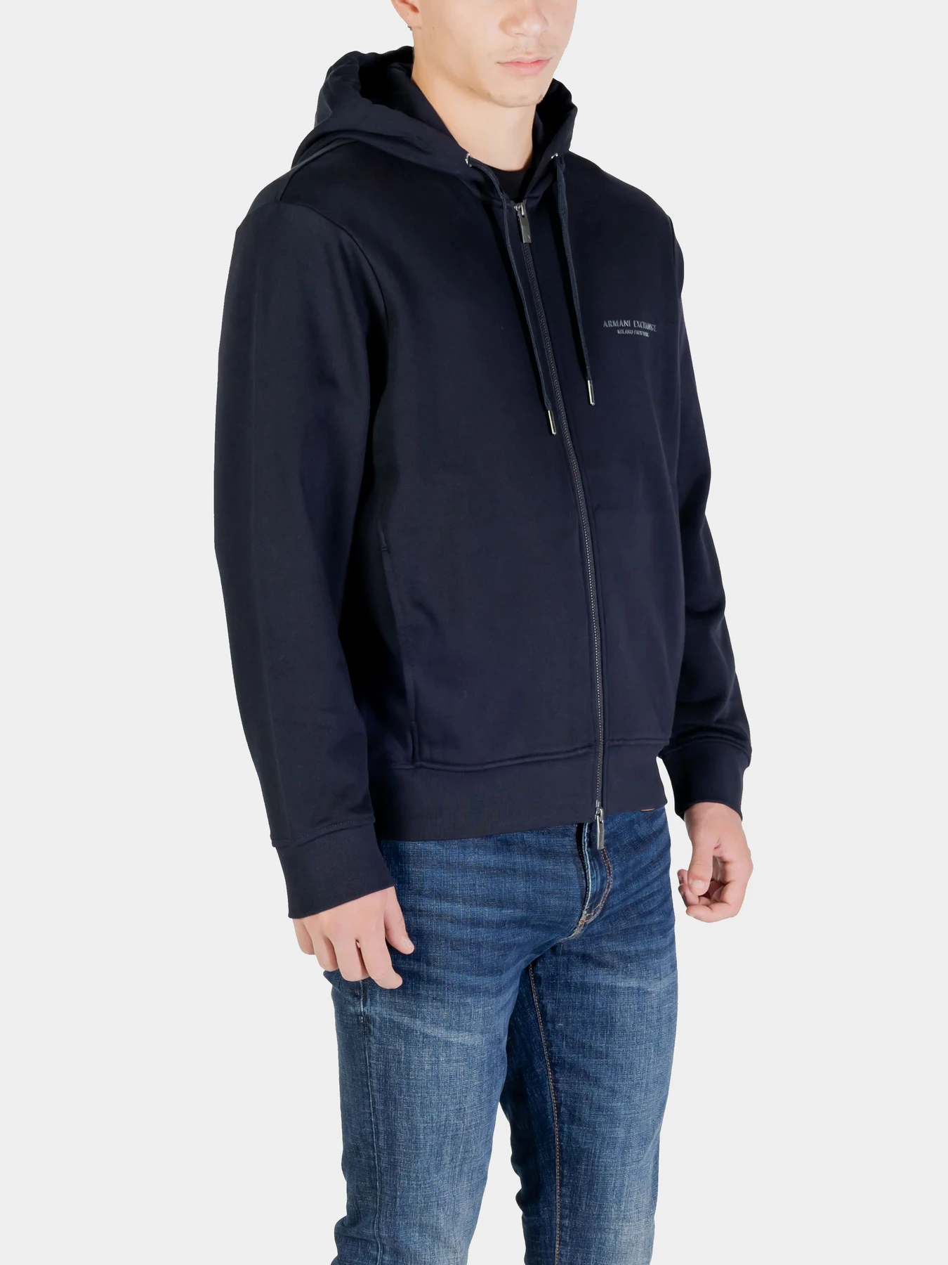 Худи и свитшоты Armani Exchange модель XM001293-AF20934-UB096 Худи и свитшоты Armani Exchange модель XM001293-AF20934-UB096 Фото