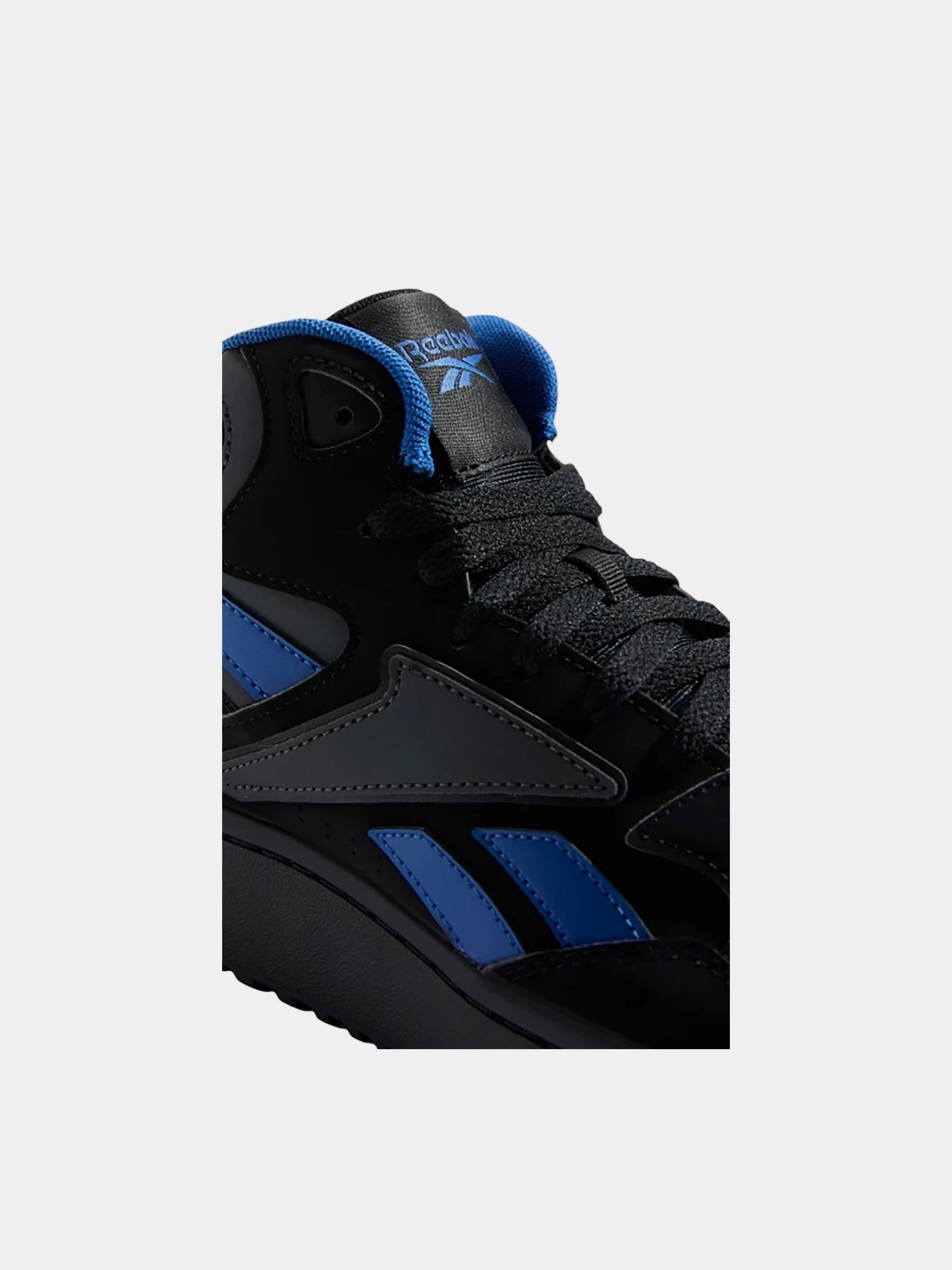 Кроссовки Reebok ATR CHILL MID модель 102180539 Кроссовки Reebok ATR CHILL MID модель 102180539 Фото