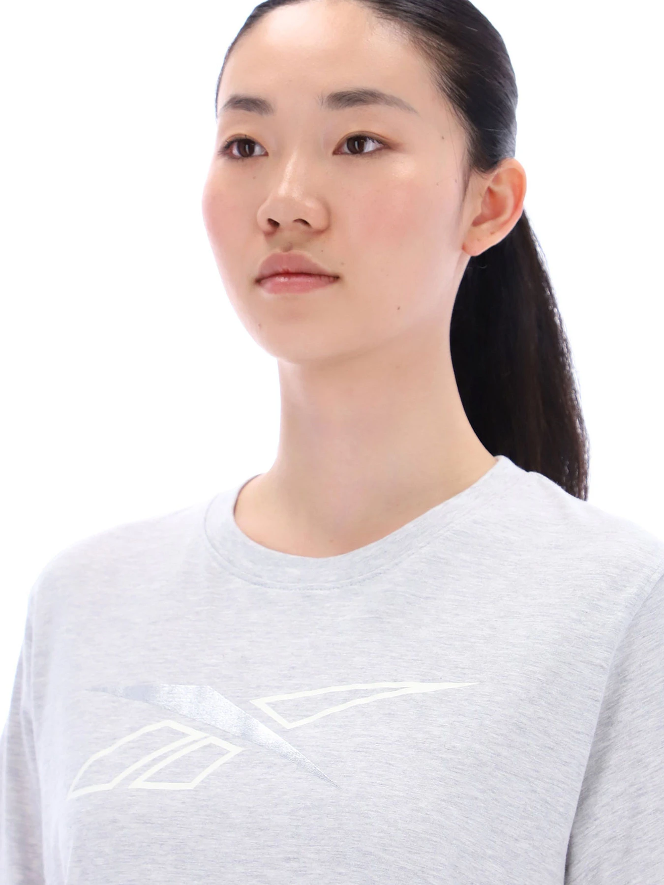 Футболки и поло Reebok BRIELLE CREW NECK OVERSIZ модель 102248510 Футболки и поло Reebok BRIELLE CREW NECK OVERSIZ модель 102248510 Фото