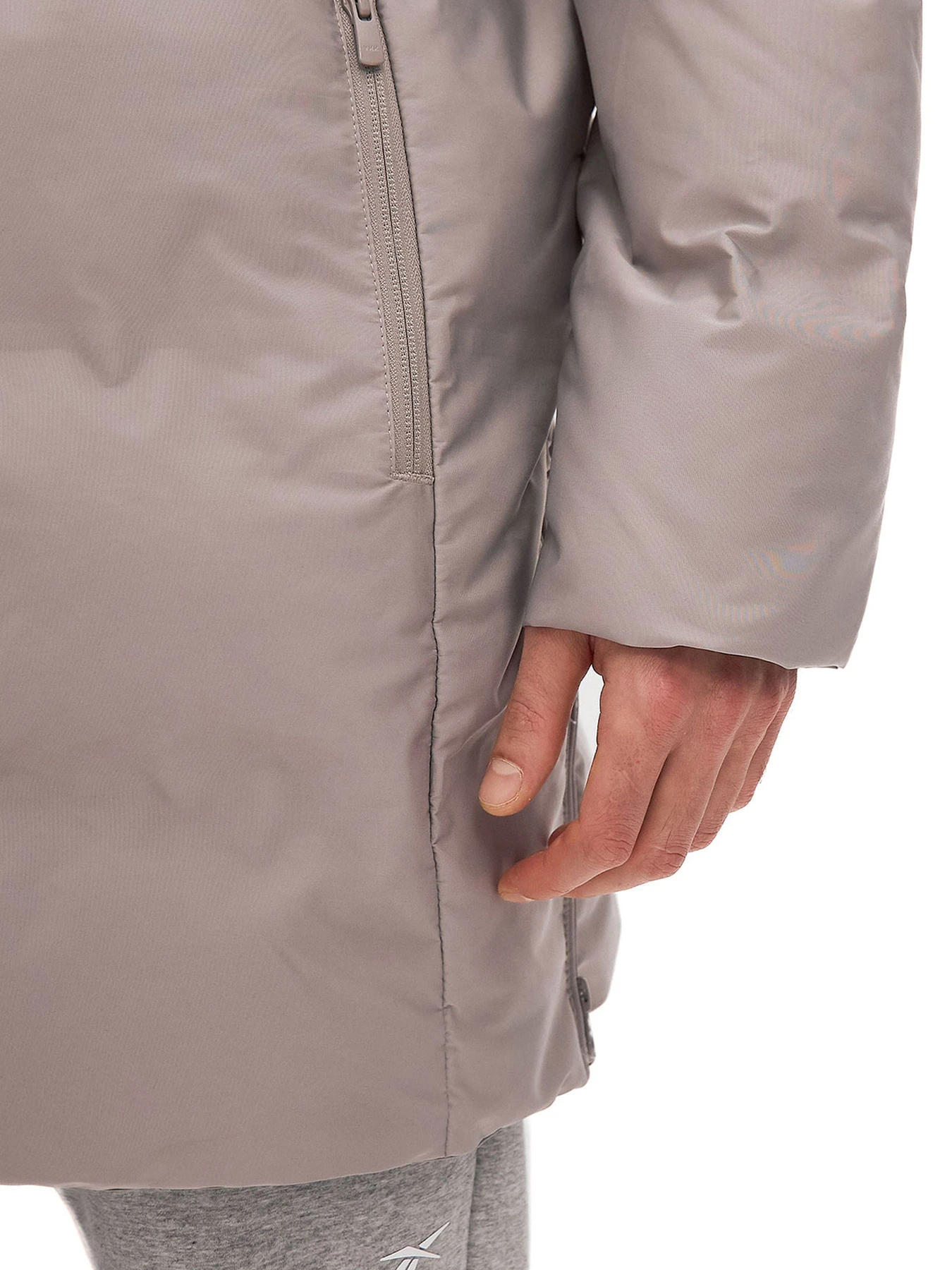 Куртки и дубленки Reebok TECNO LONG PADDED JACKET модель 101972130 Куртки и дубленки Reebok TECNO LONG PADDED JACKET модель 101972130 Фото