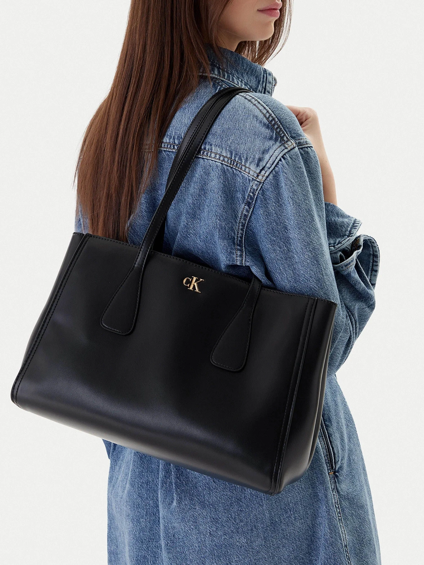 Сумки Calvin Klein модель LV04F3442G-YIH Сумки Calvin Klein модель LV04F3442G-YIH Фото