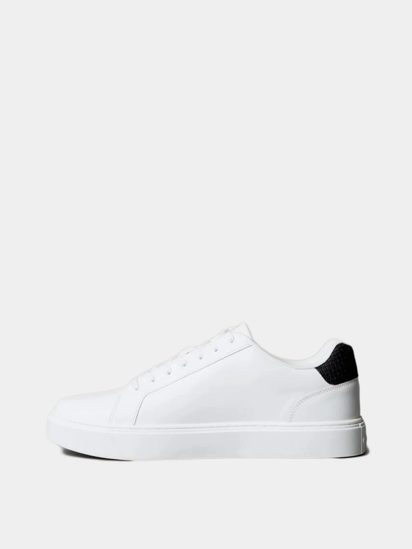 Кеды Calvin Klein модель YM0YM01447-01W Кеды Calvin Klein модель YM0YM01447-01W Фото