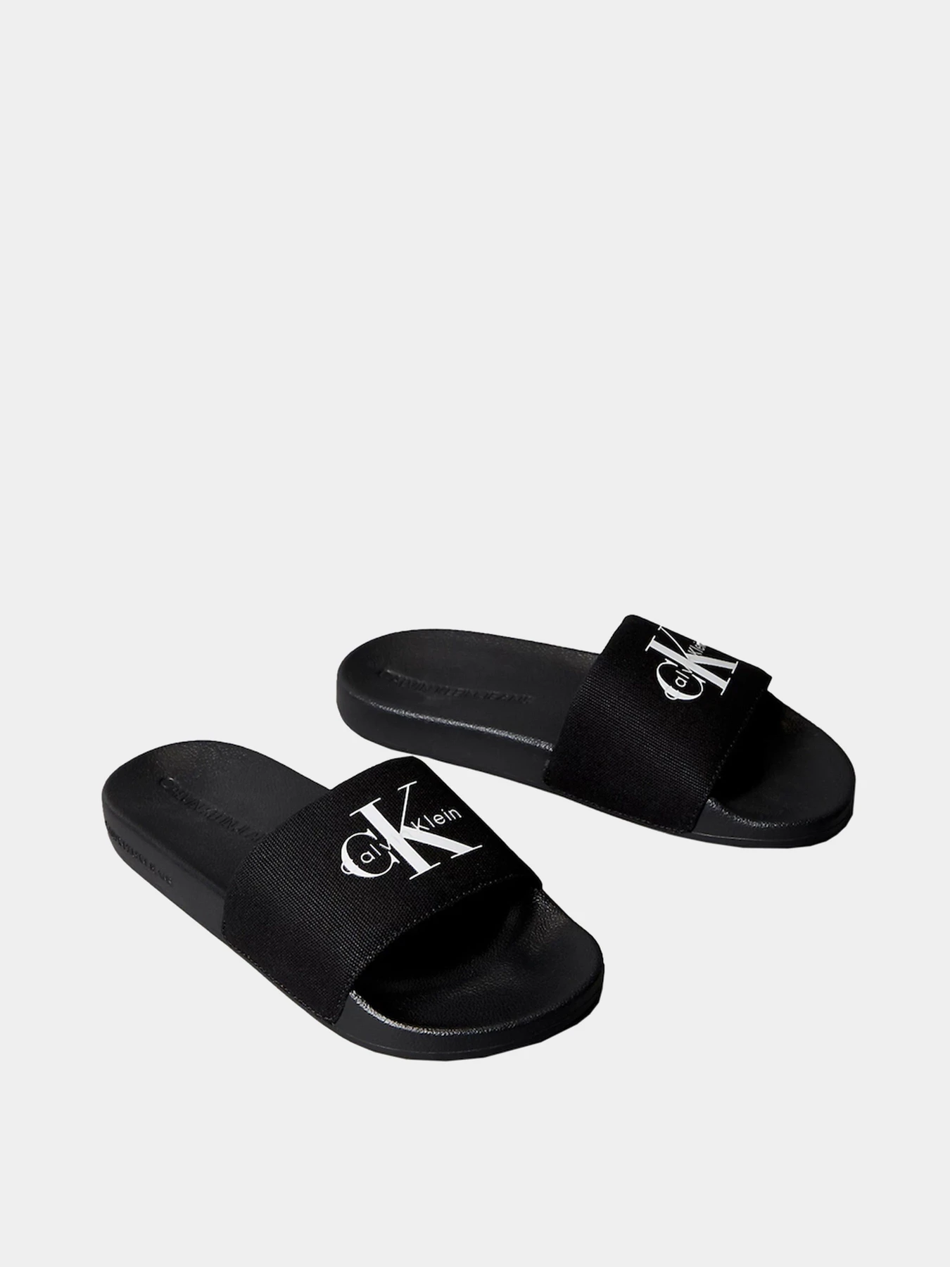 Шлёпанцы Calvin Klein модель YW0YW01967-0GM Шлёпанцы Calvin Klein модель YW0YW01967-0GM Фото