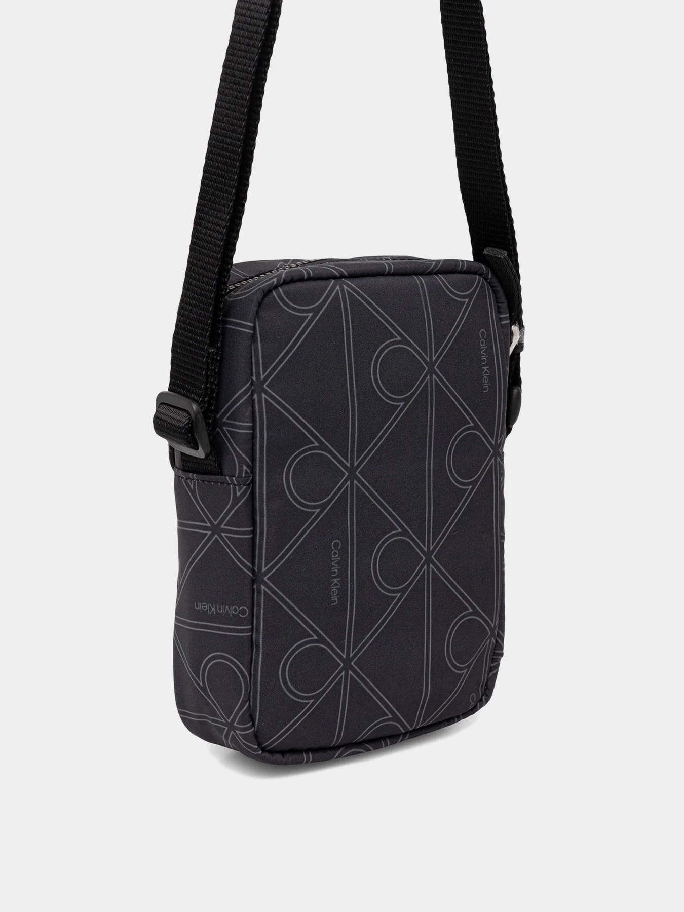 Сумки Calvin Klein модель LV04D3230G-8MN Сумки Calvin Klein модель LV04D3230G-8MN Фото