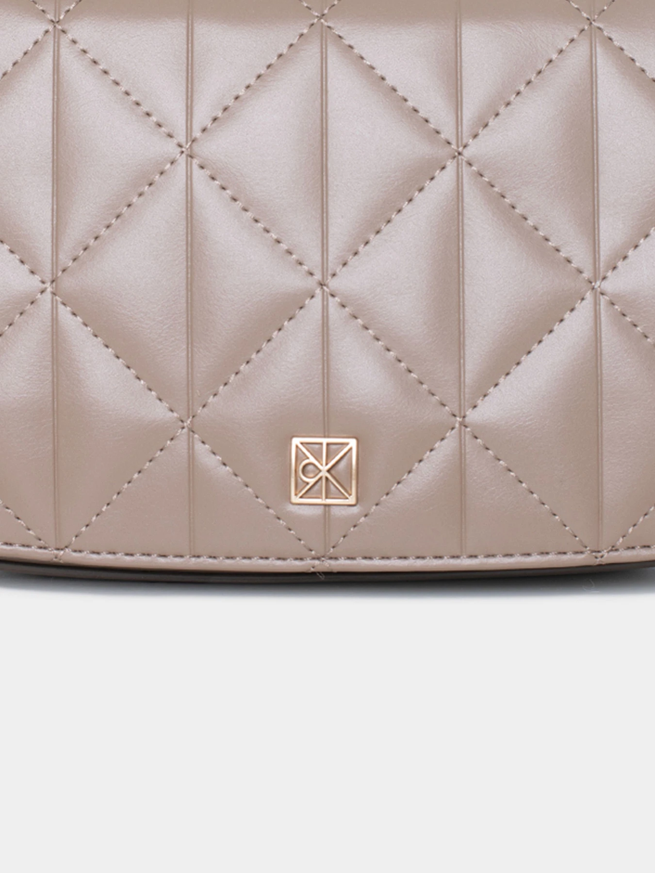 Сумки Calvin Klein модель LV04F3410G-VFU Сумки Calvin Klein модель LV04F3410G-VFU Фото