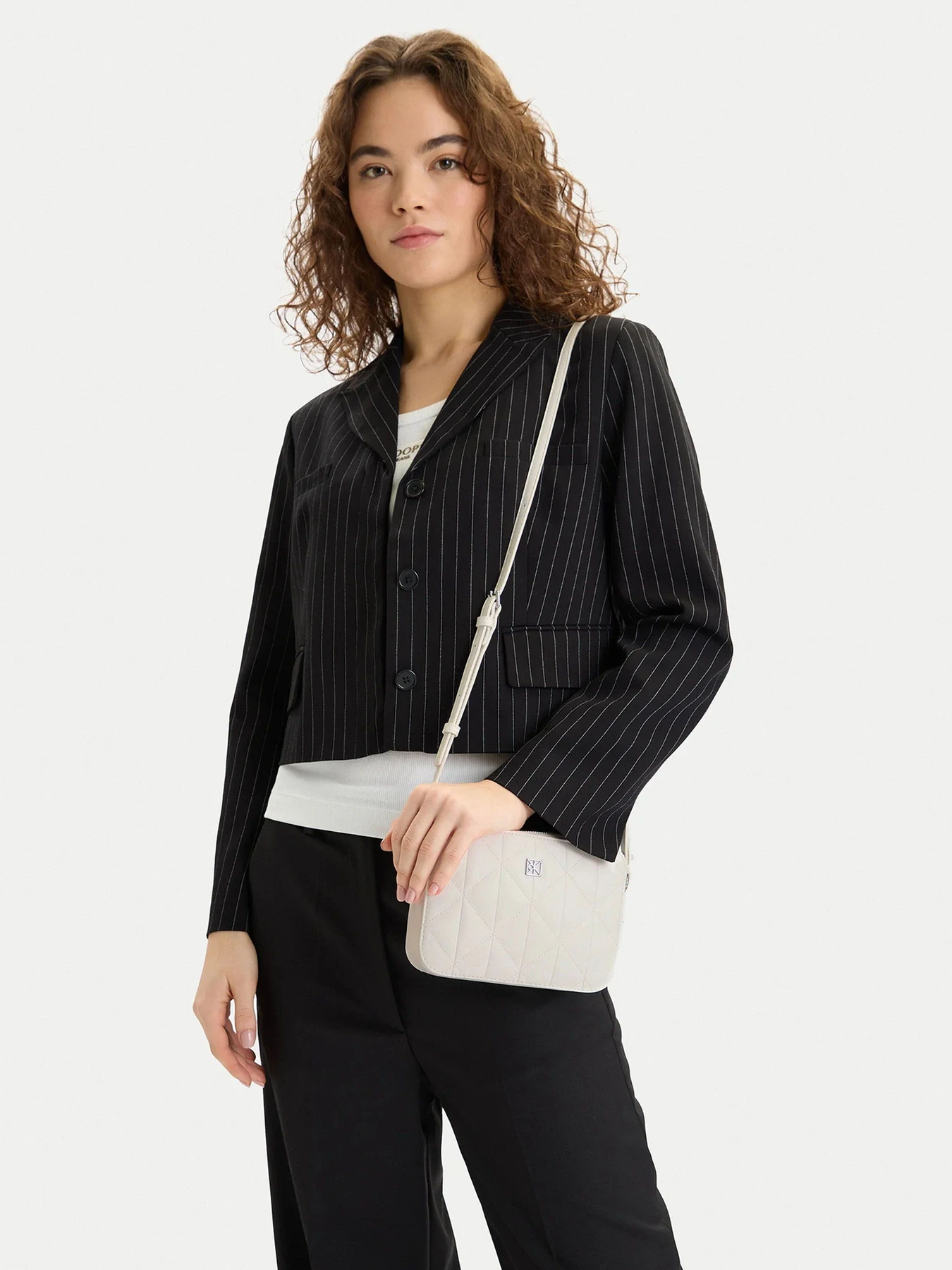 Сумки Calvin Klein модель LV04F3328G-FUP Сумки Calvin Klein модель LV04F3328G-FUP Фото