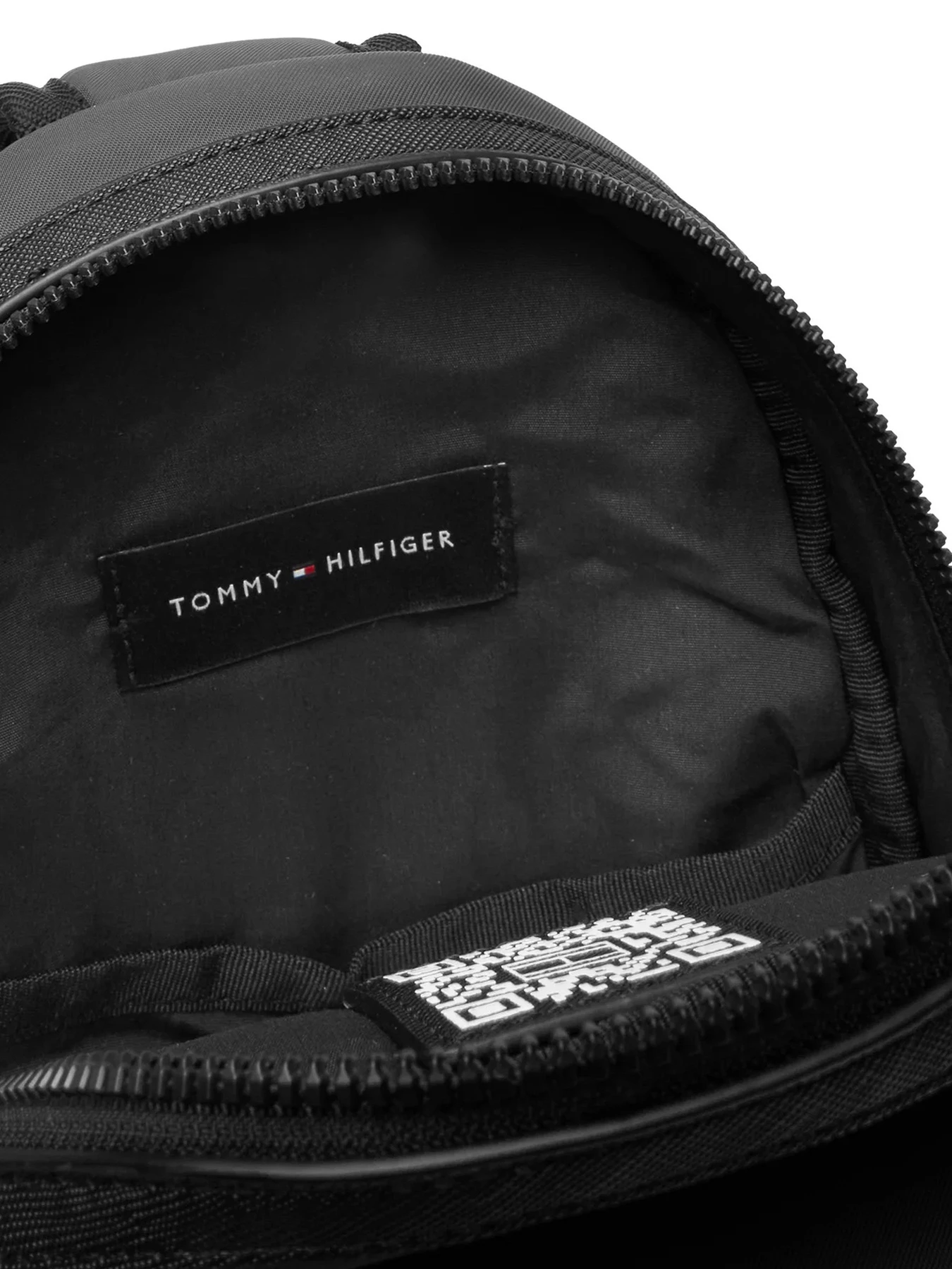 Сумки Tommy Hilfiger модель AM0AM14026-PSM Сумки Tommy Hilfiger модель AM0AM14026-PSM Фото
