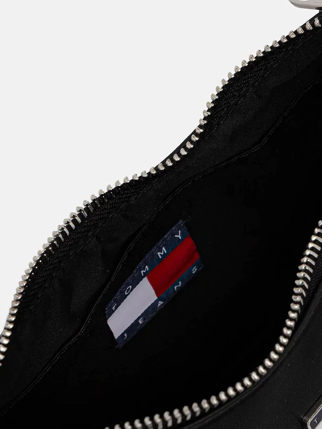 Сумки Tommy Hilfiger модель AW0AW18064-BDS Сумки Tommy Hilfiger модель AW0AW18064-BDS Фото
