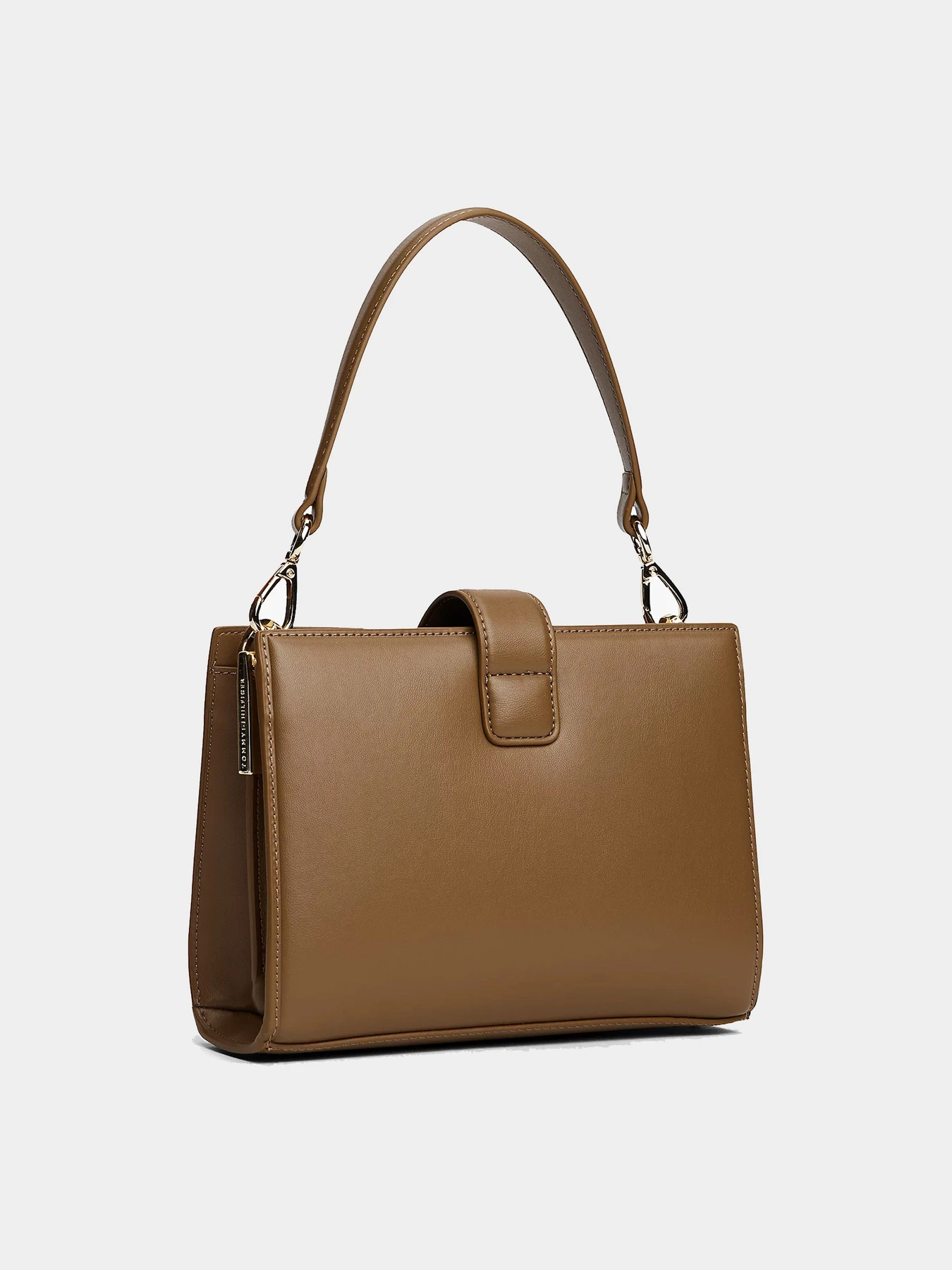 Сумки Tommy Hilfiger модель AW0AW18286-R07 Сумки Tommy Hilfiger модель AW0AW18286-R07 Фото