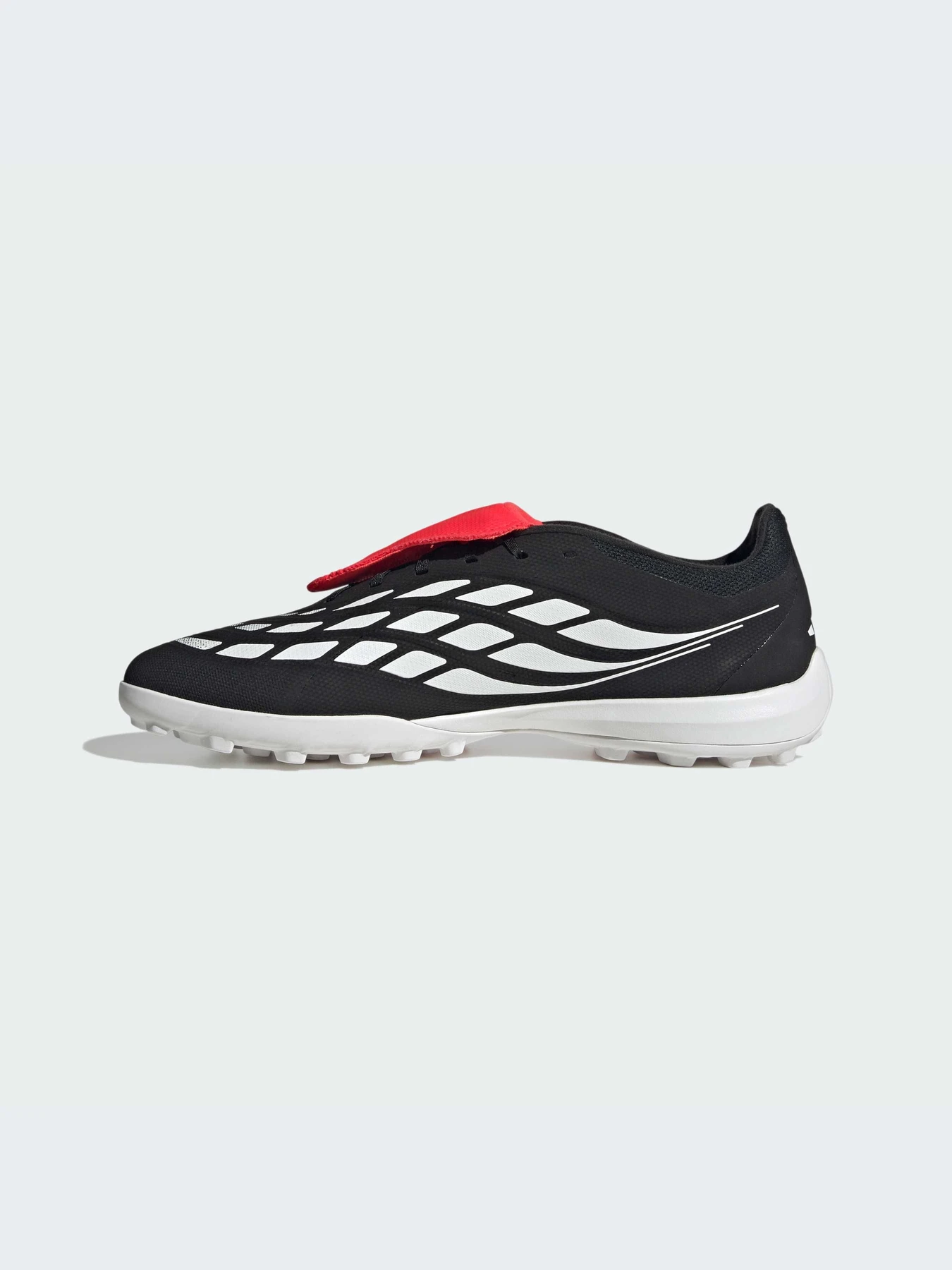 Кроссовки Adidas Predator модель JR5029-KZ Кроссовки Adidas Predator модель JR5029-KZ Фото