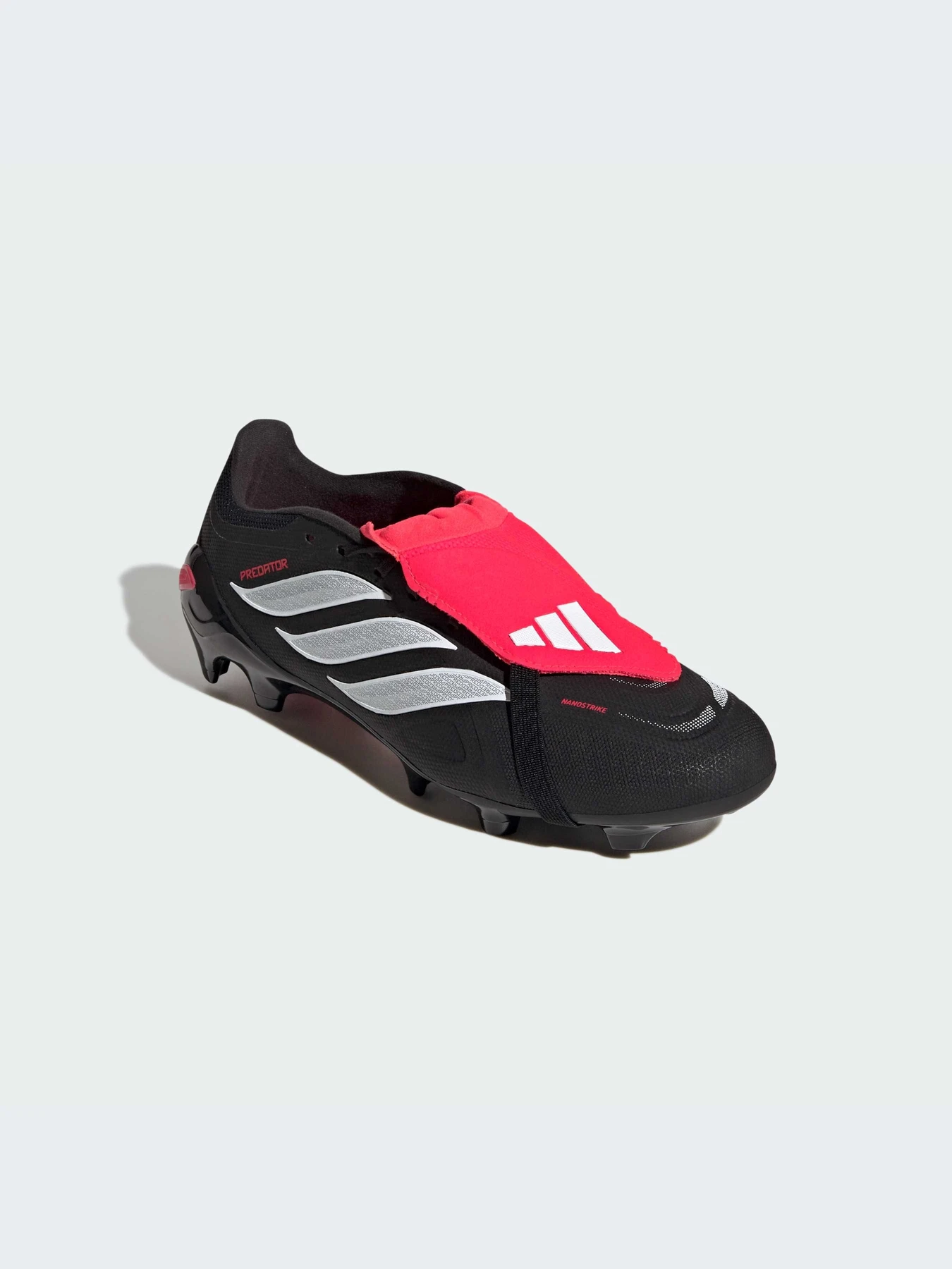 Кроссовки Adidas Predator модель JS0425-KZ Кроссовки Adidas Predator модель JS0425-KZ Фото