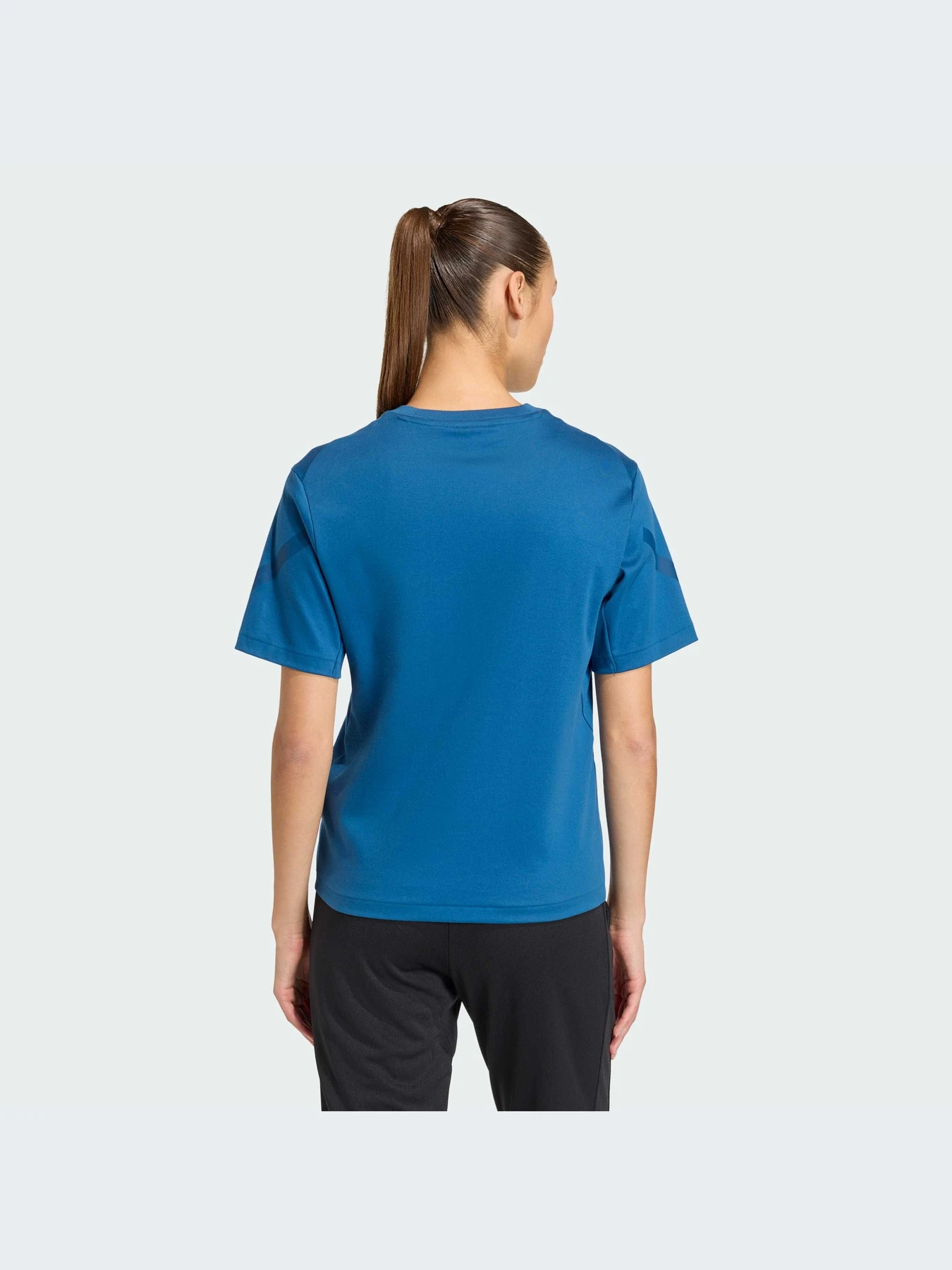 Футболки и поло Adidas ZNE модель KR0203-KZ Футболки и поло Adidas ZNE модель KR0203-KZ Фото