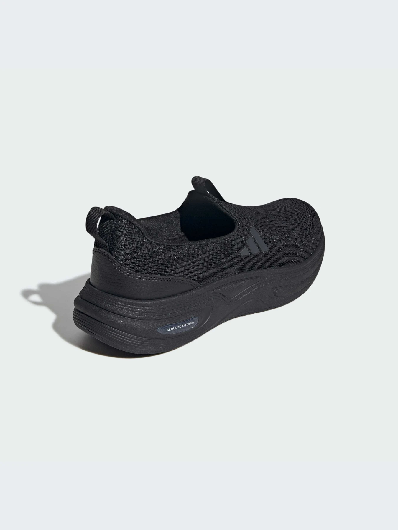 Кроссовки Adidas модель HP3465-KZ Кроссовки Adidas модель HP3465-KZ Фото