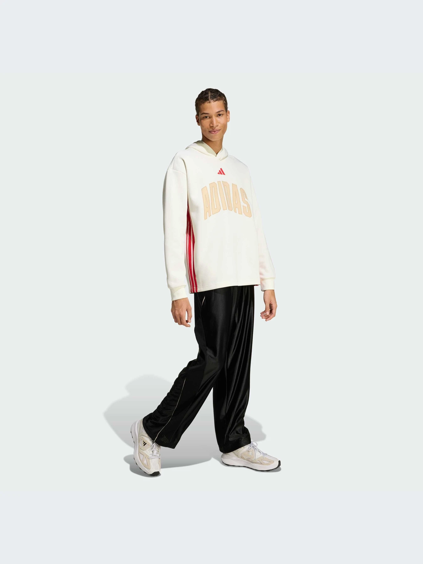 Худи и свитшоты Adidas модель KD0289-KZ Худи и свитшоты Adidas модель KD0289-KZ Фото