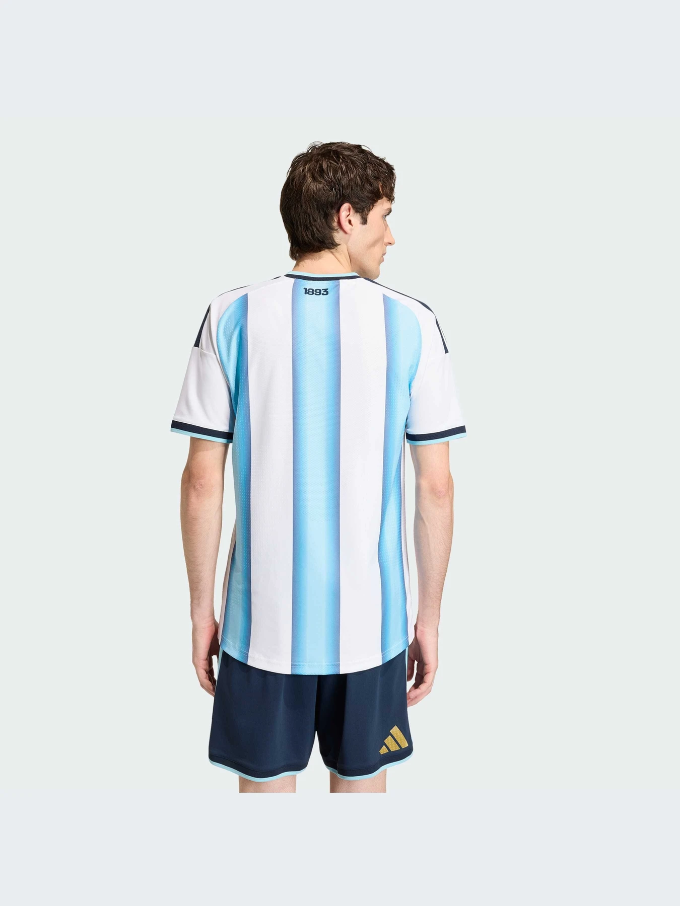 Футболки и поло Adidas модель JM5897-KZ Футболки и поло Adidas модель JM5897-KZ Фото