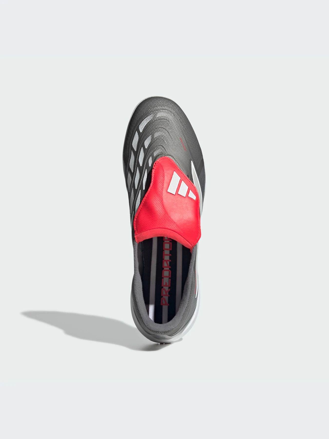Кроссовки Adidas Predator модель JR7875-KZ Кроссовки Adidas Predator модель JR7875-KZ Фото