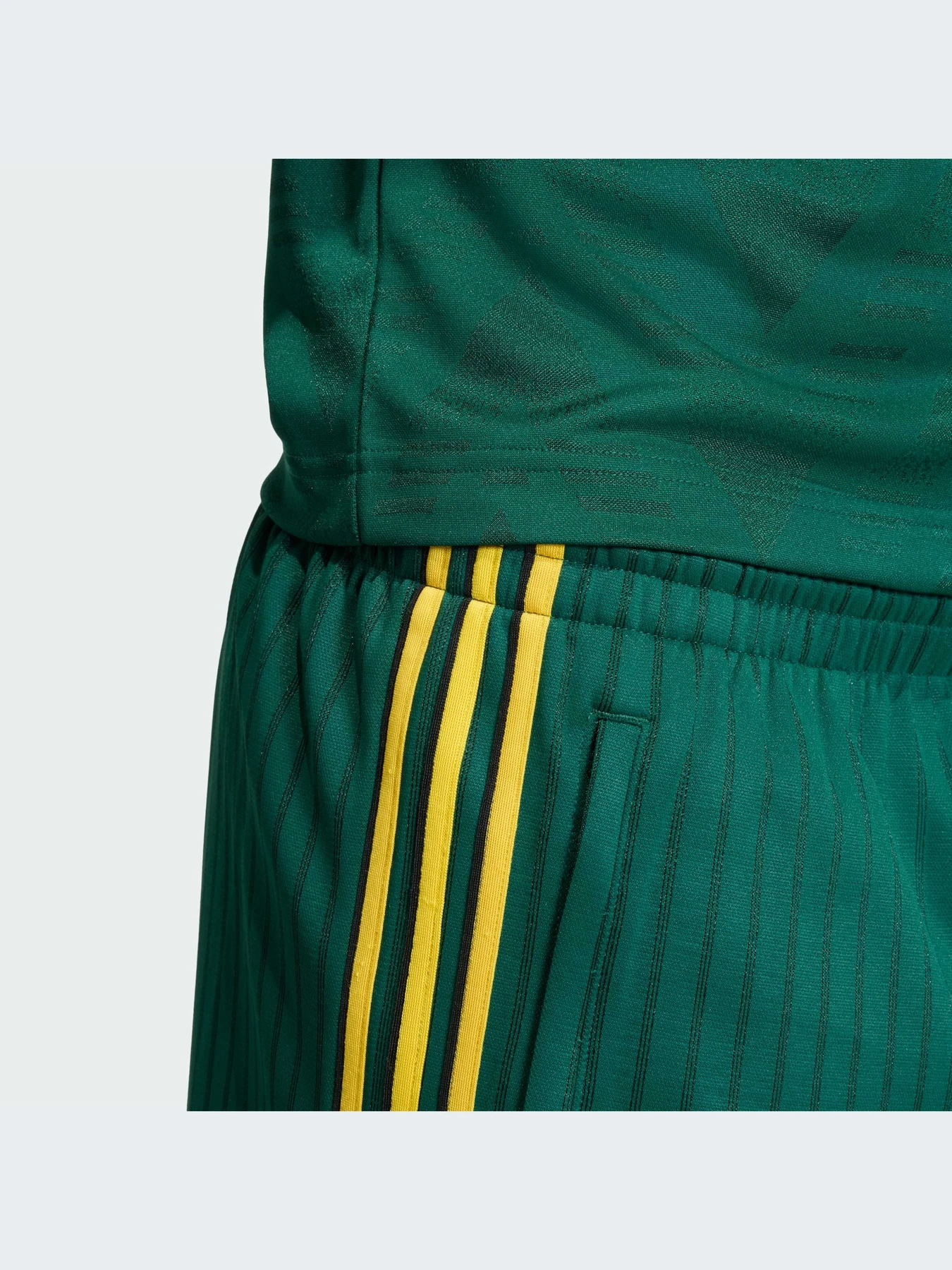 Шорты Adidas модель KS5504-KZ Шорты Adidas модель KS5504-KZ Фото