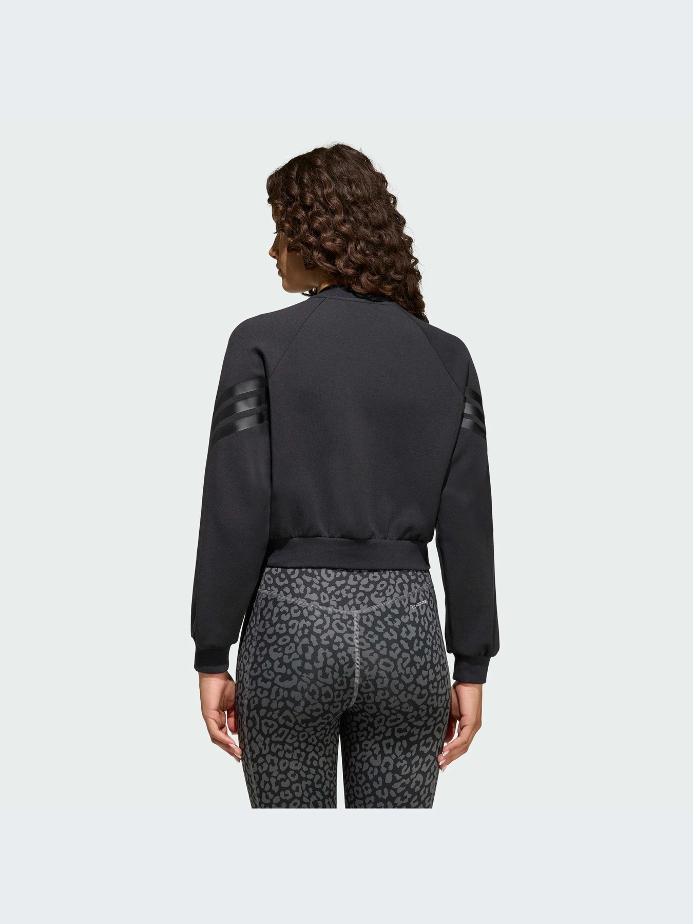 Худи и свитшоты Adidas модель KR2253-KZ Худи и свитшоты Adidas модель KR2253-KZ Фото