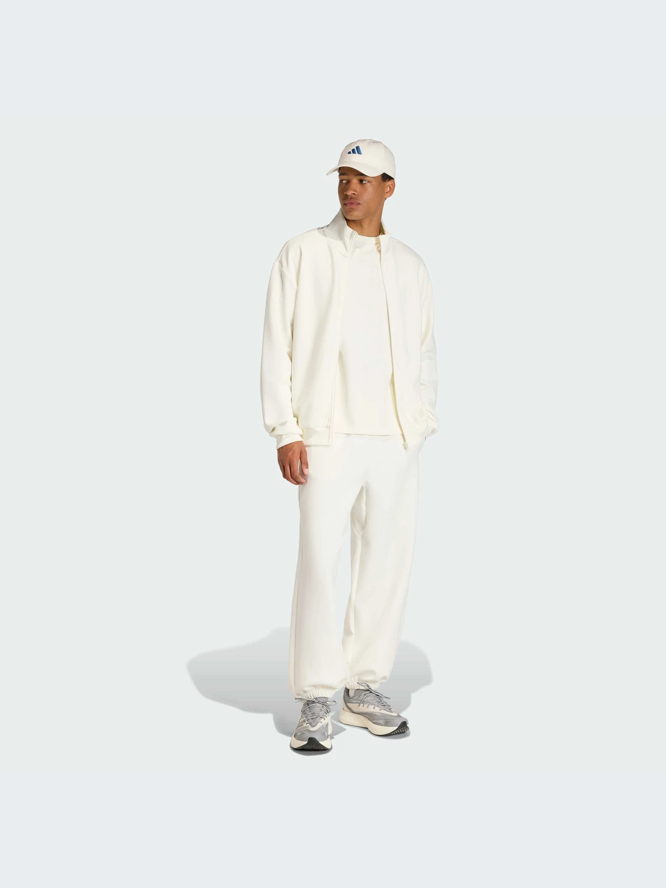 Худи и свитшоты Adidas модель KF0345-KZ Худи и свитшоты Adidas модель KF0345-KZ Фото