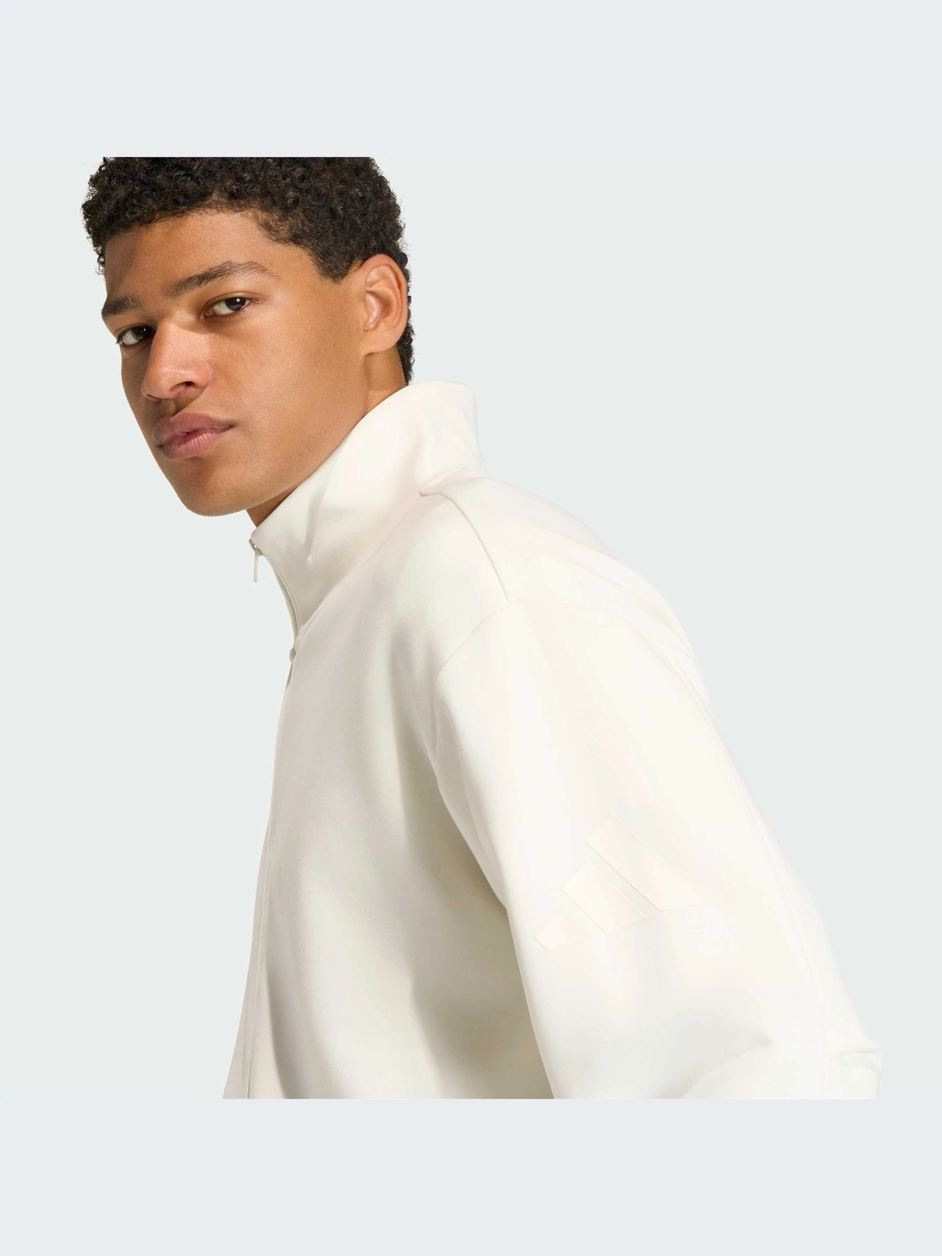 Худи и свитшоты Adidas модель KF0345-KZ Худи и свитшоты Adidas модель KF0345-KZ Фото