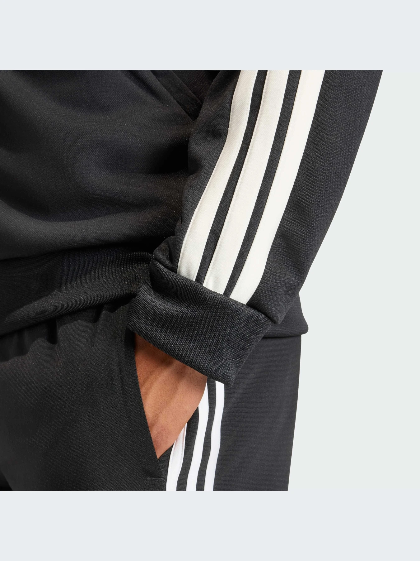 Худи и свитшоты Adidas Tiro модель KD5125-KZ Худи и свитшоты Adidas Tiro модель KD5125-KZ Фото