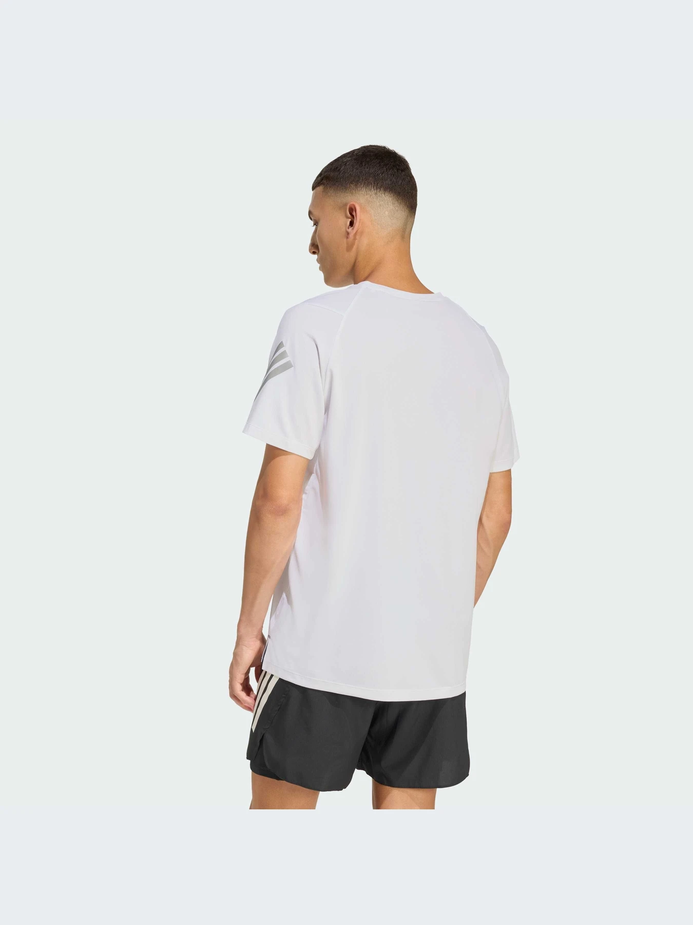 Футболки и поло Adidas модель JZ7695-KZ Футболки и поло Adidas модель JZ7695-KZ Фото