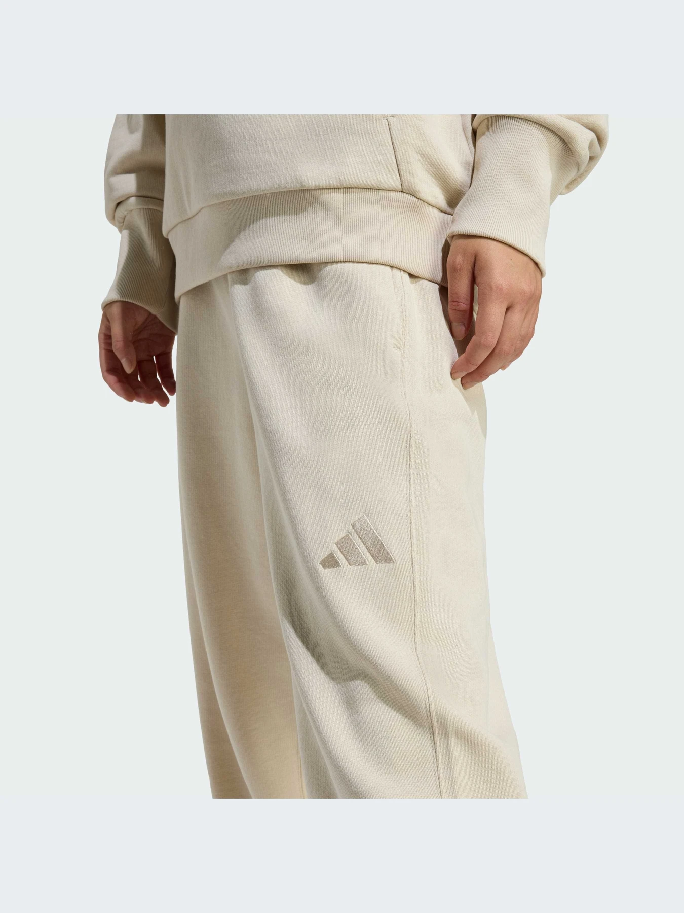 Брюки Adidas модель JY7788-KZ Брюки Adidas модель JY7788-KZ Фото