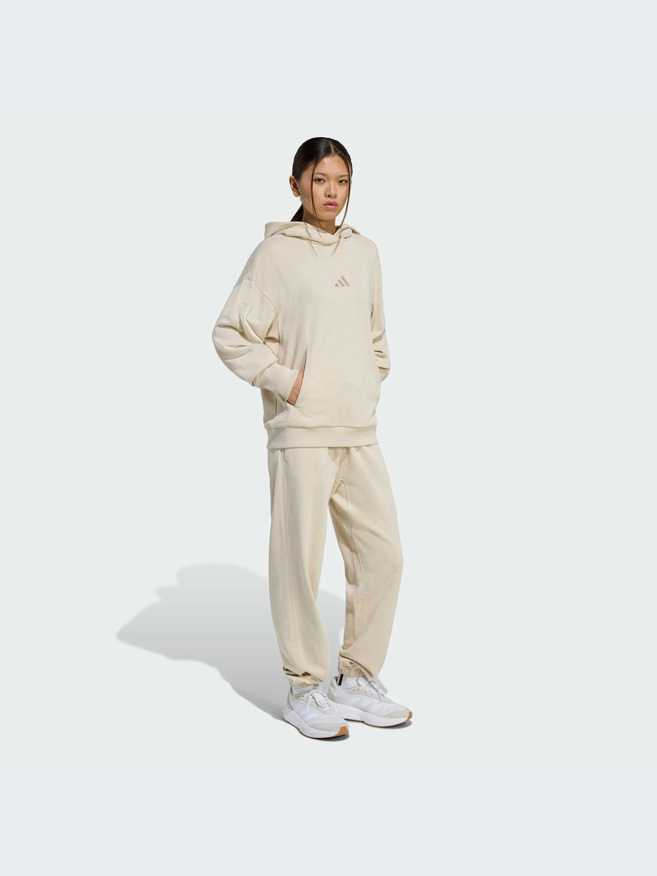 Худи и свитшоты Adidas модель JY7784-KZ Худи и свитшоты Adidas модель JY7784-KZ Фото