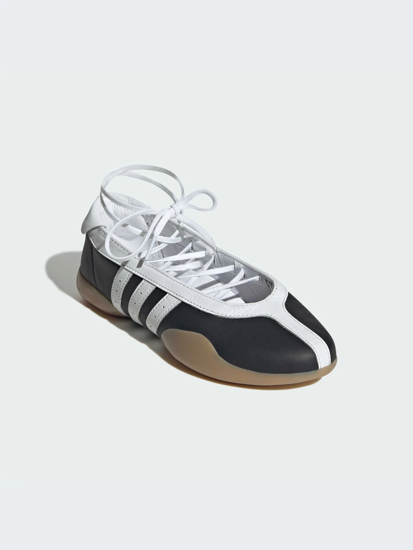 Кроссовки Adidas модель JR7031-KZ Кроссовки Adidas модель JR7031-KZ Фото