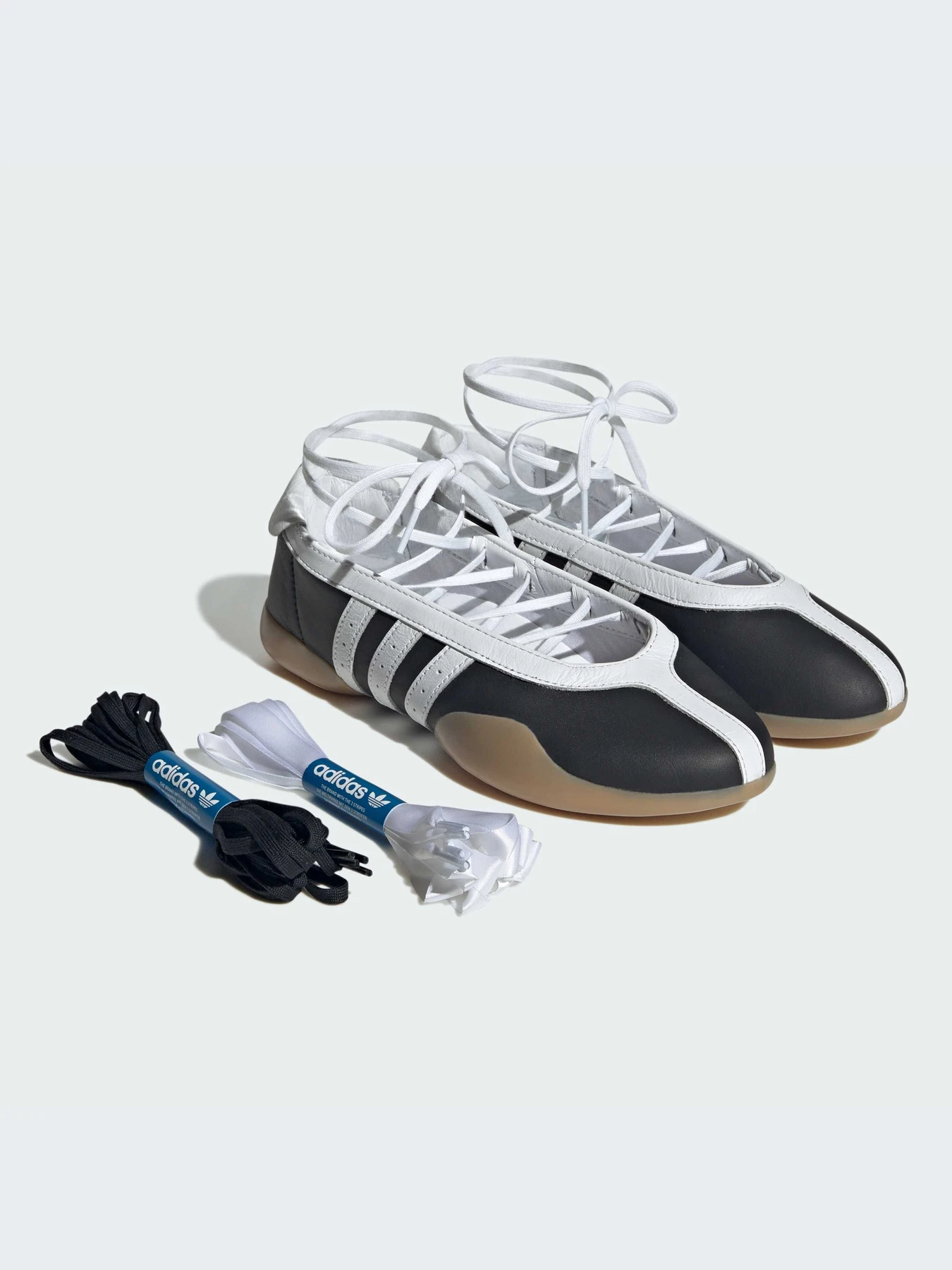 Кроссовки Adidas модель JR7031-KZ Кроссовки Adidas модель JR7031-KZ Фото